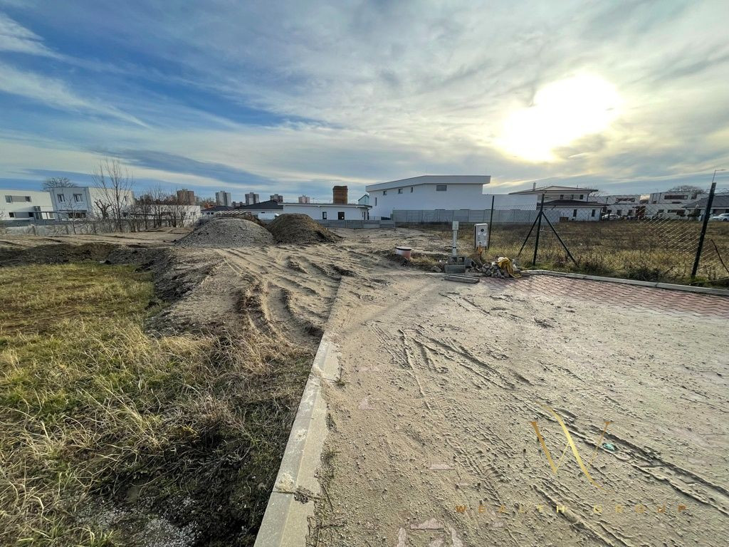 REZERVOVANÉ Stavebný pozemok v obľúbenej lokalite Nová Tehelňa Senec