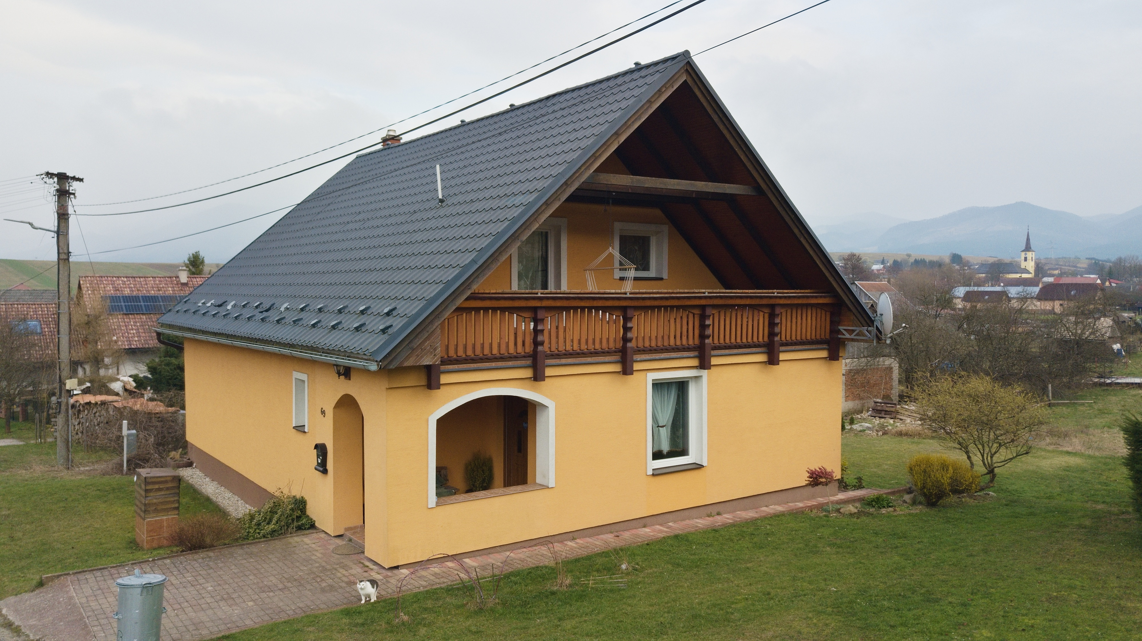 4 izbový rodinný dom v obci Konská na predaj, krásny výhľad, tiché prostredie len 3 km od Rajeckých Teplíc