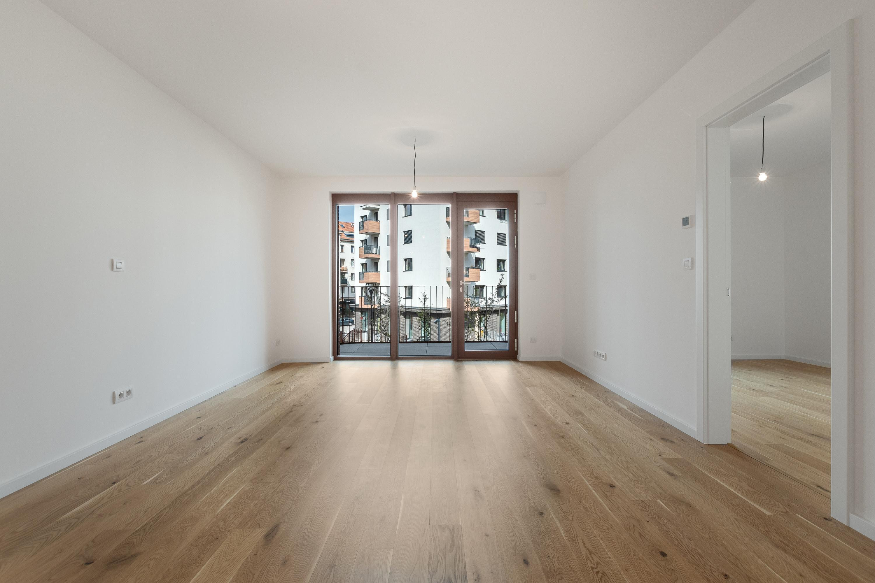 Na predaj krasný 3 izbový byt v centre mesta s dvoma parkovacími státiami