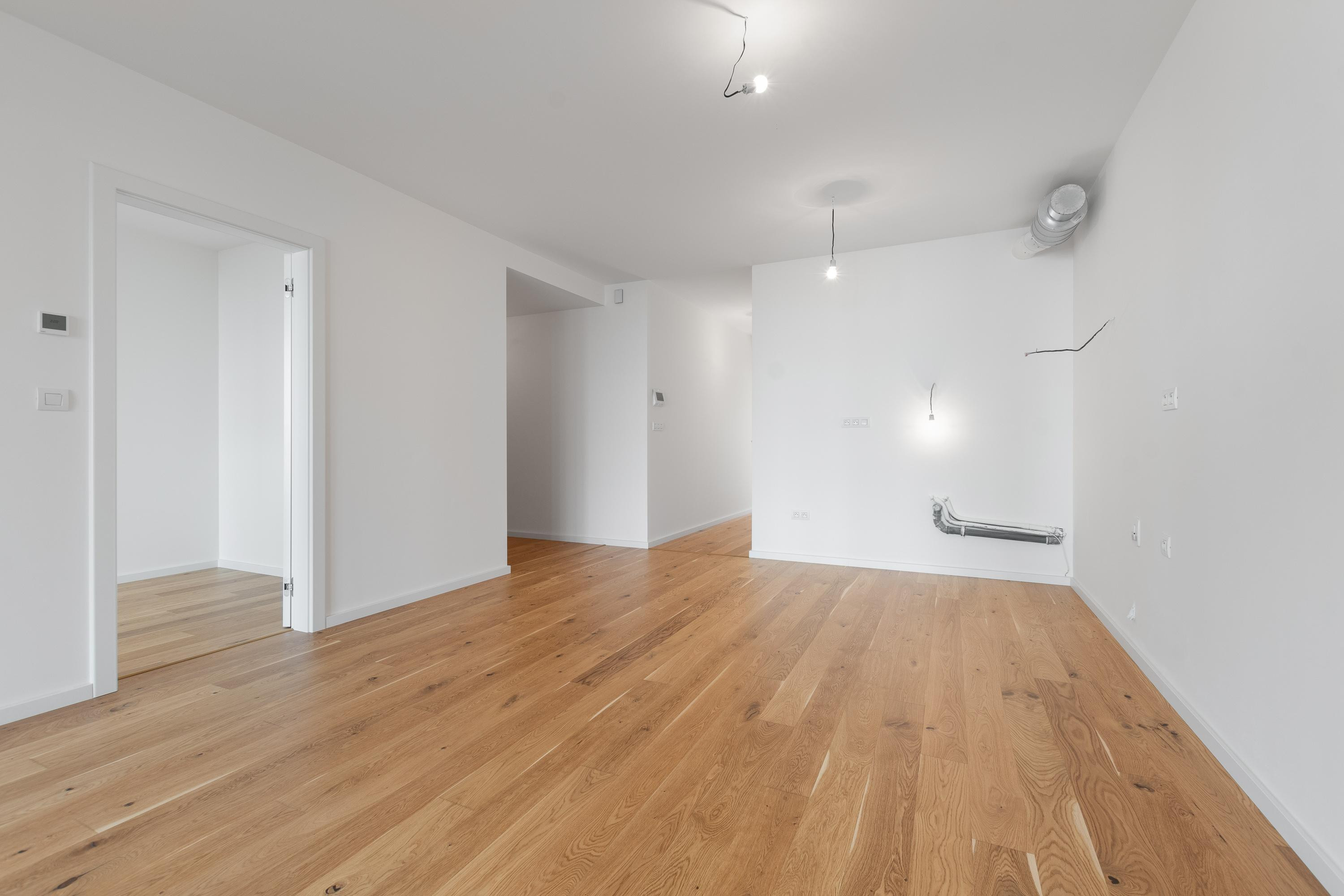 Na predaj krasný 3 izbový byt v centre mesta s dvoma parkovacími státiami