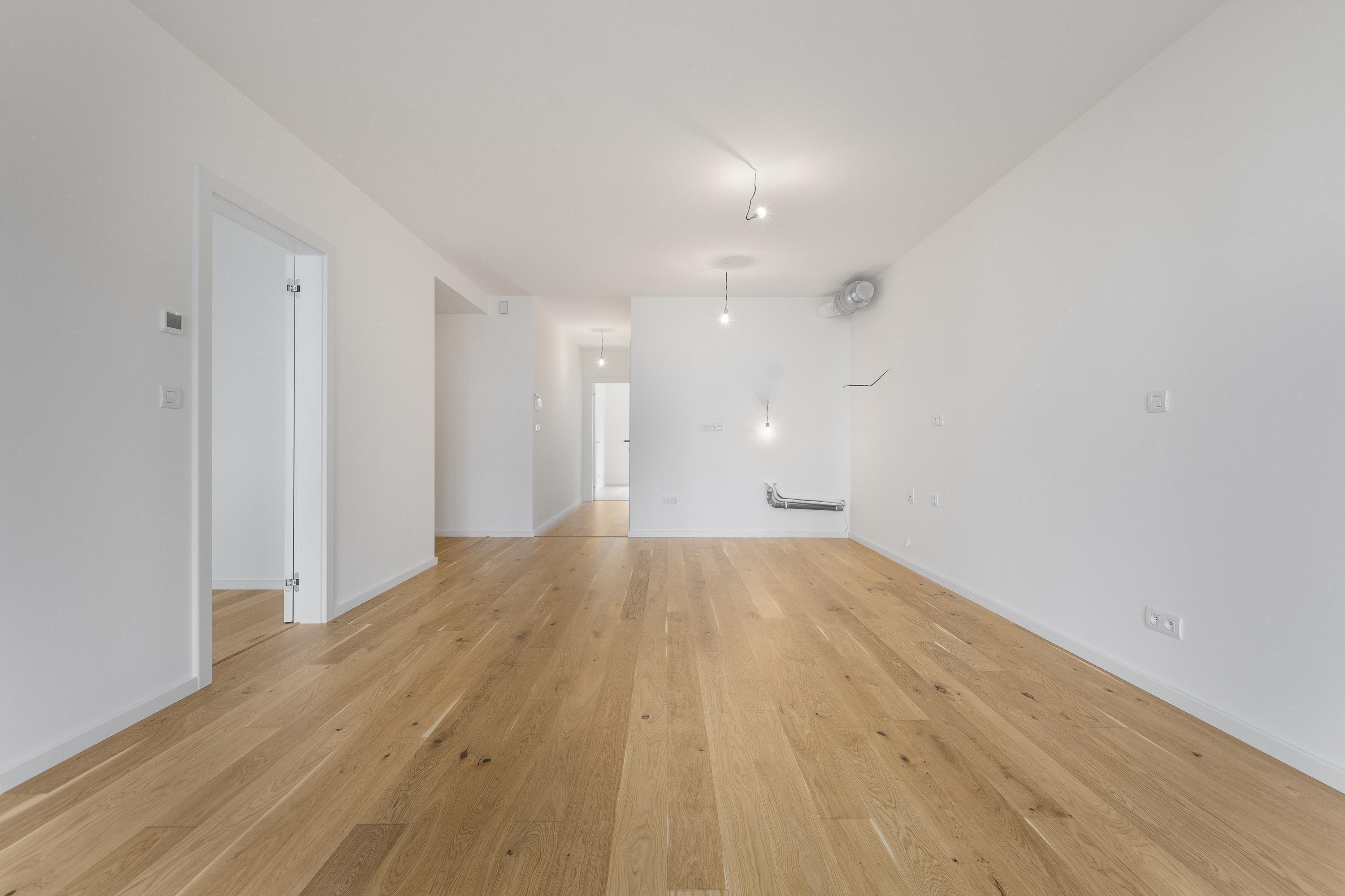 Na predaj krasný 3 izbový byt v centre mesta s dvoma parkovacími státiami