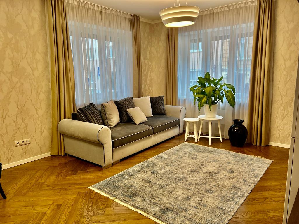 Na predaj zrekonštruovaný 3 izbový byt, 2 kupelni lokalita-Palisády