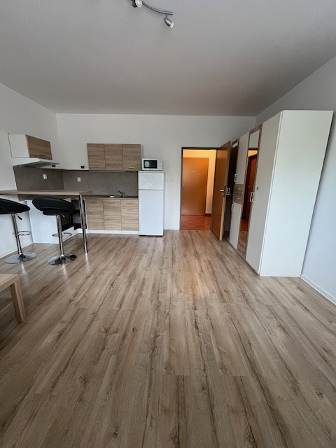 SENEC – NA PRENÁJOM 1 izbový byt (garsónka)