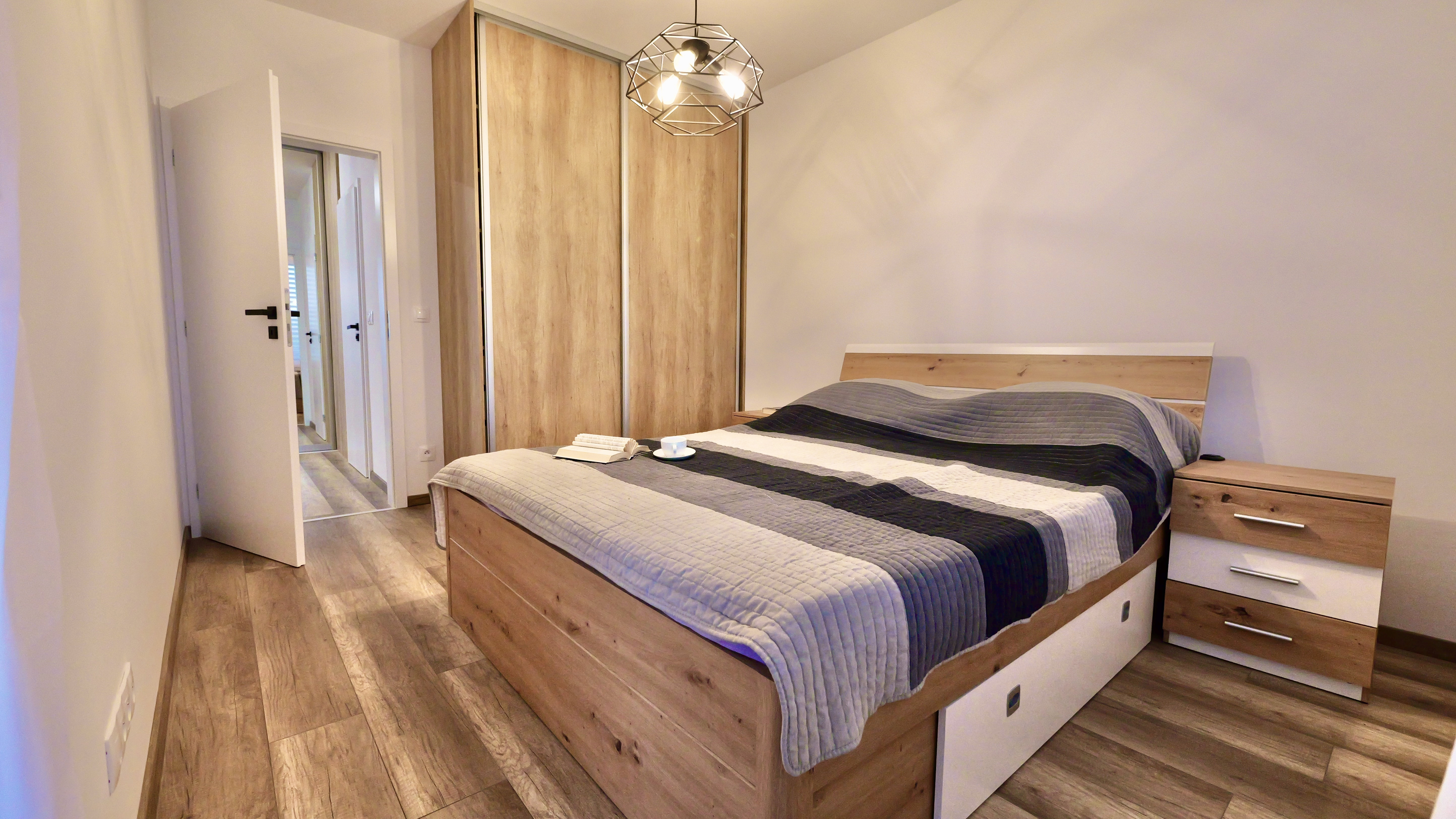 TRNAVA – NA PRENÁJOM nový 2 izbový byt s garážovým státím v lukratívnom a modernom projekte PRÚDY.