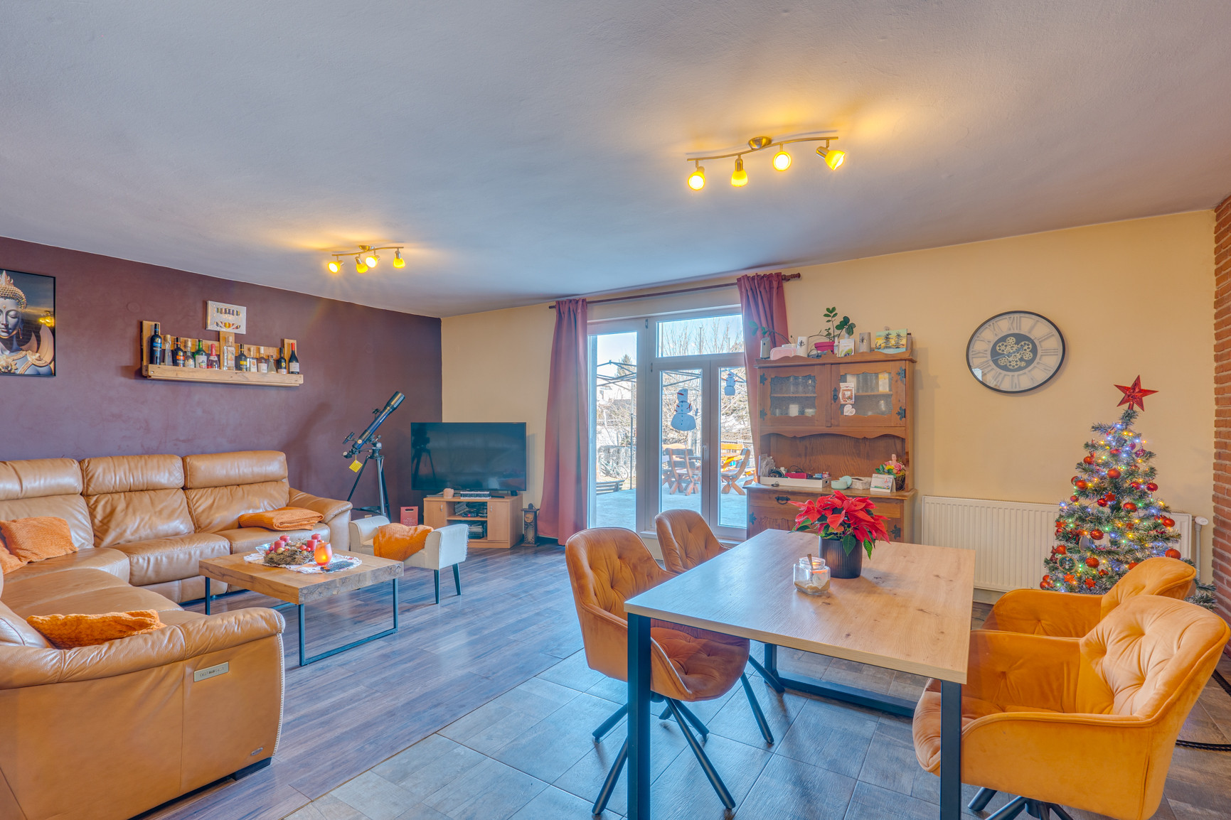 REZERVOVANÉ 5-izbový Rodinný Dom Na predaj - Trstice