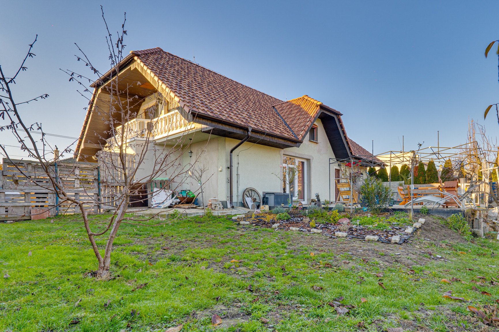 REZERVOVANÉ 5-izbový Rodinný Dom Na predaj - Trstice