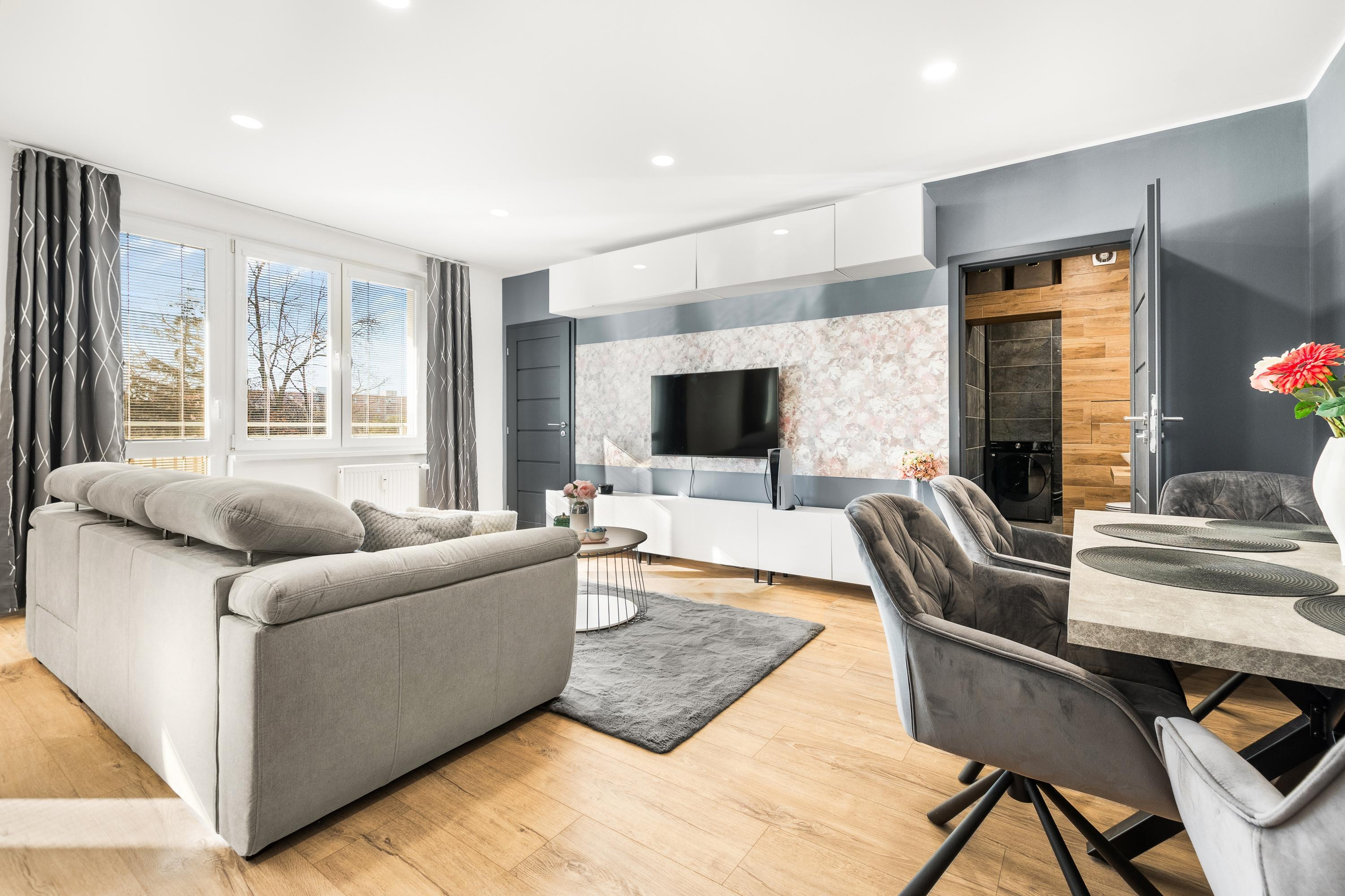 PREDAJ Moderného a priestranného 2,5 izbový bytu v srdci Ružinova