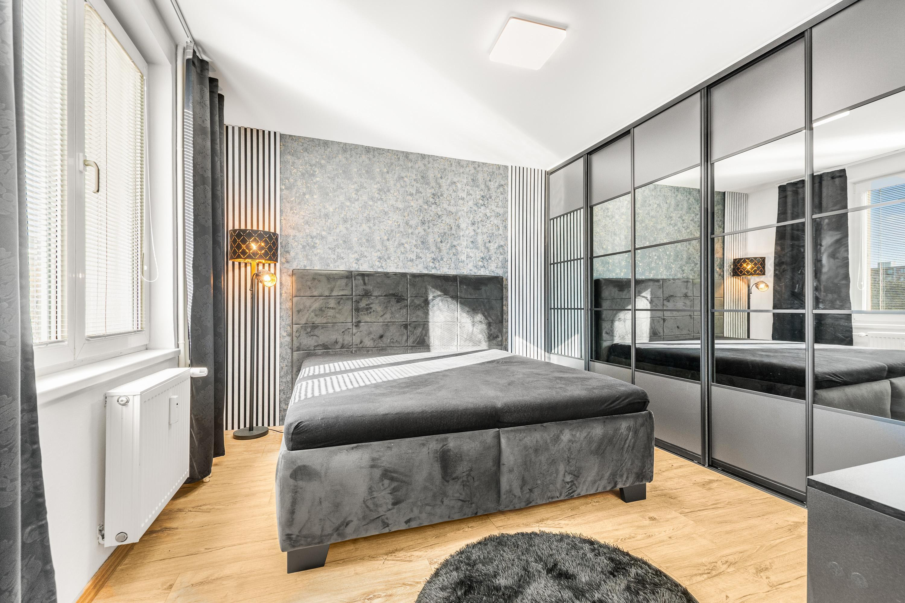 PREDAJ Moderného a priestranného 2,5 izbový bytu v srdci Ružinova