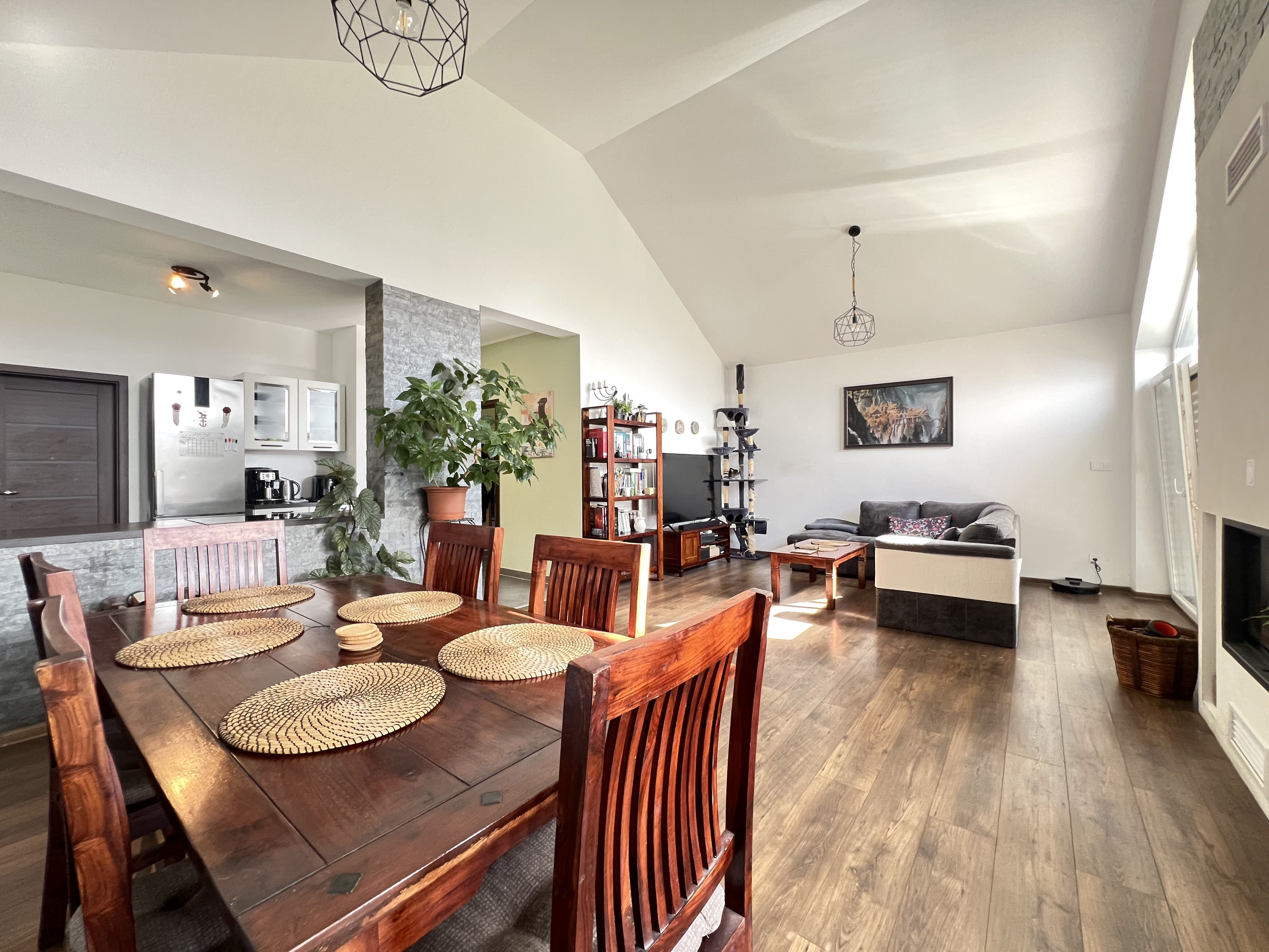 NA PRENÁJOM - krásny 4. izbový rodinný dom v Chorvátskom Grobe