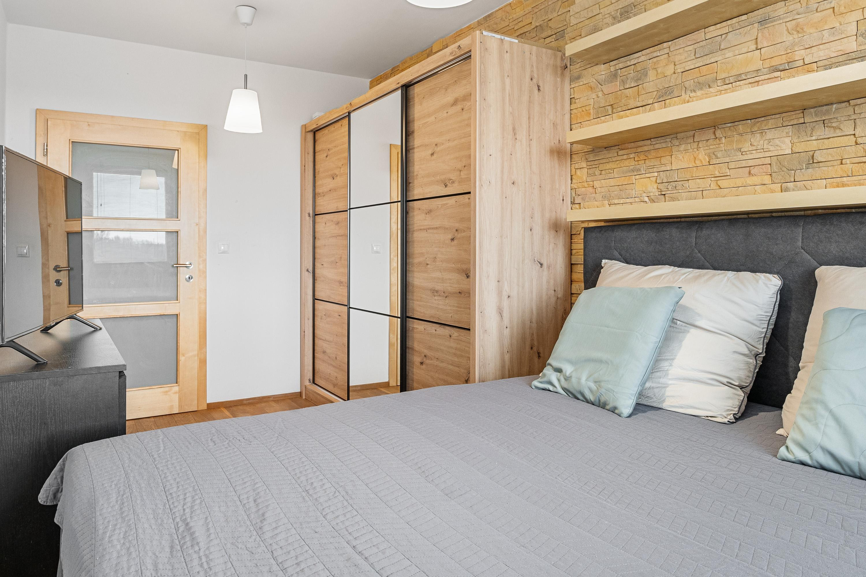 NA PREDAJ 2-izbový byt s krásnym výhľadom