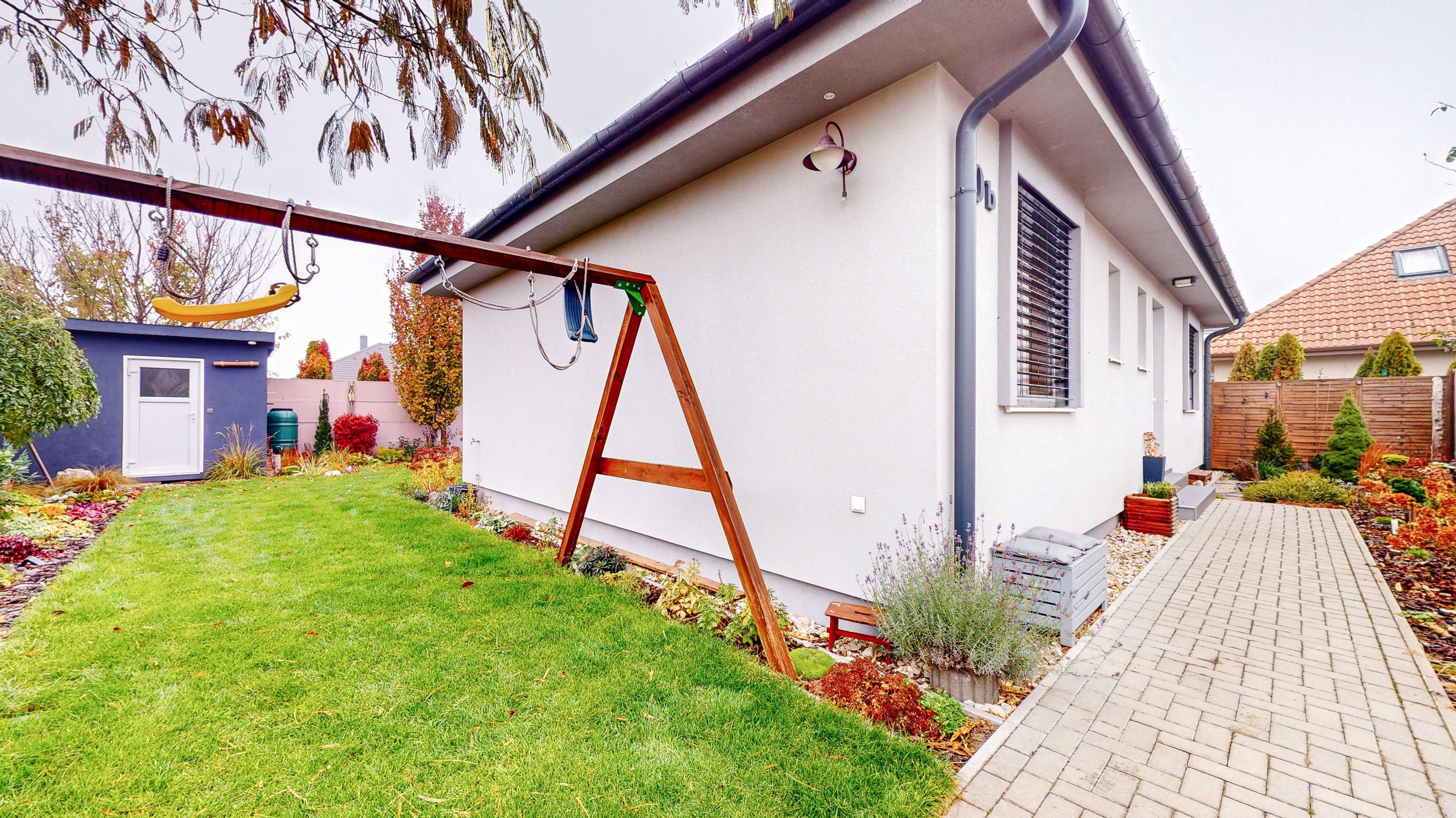 Krásny 4. izbový rodinný dom v Rajke