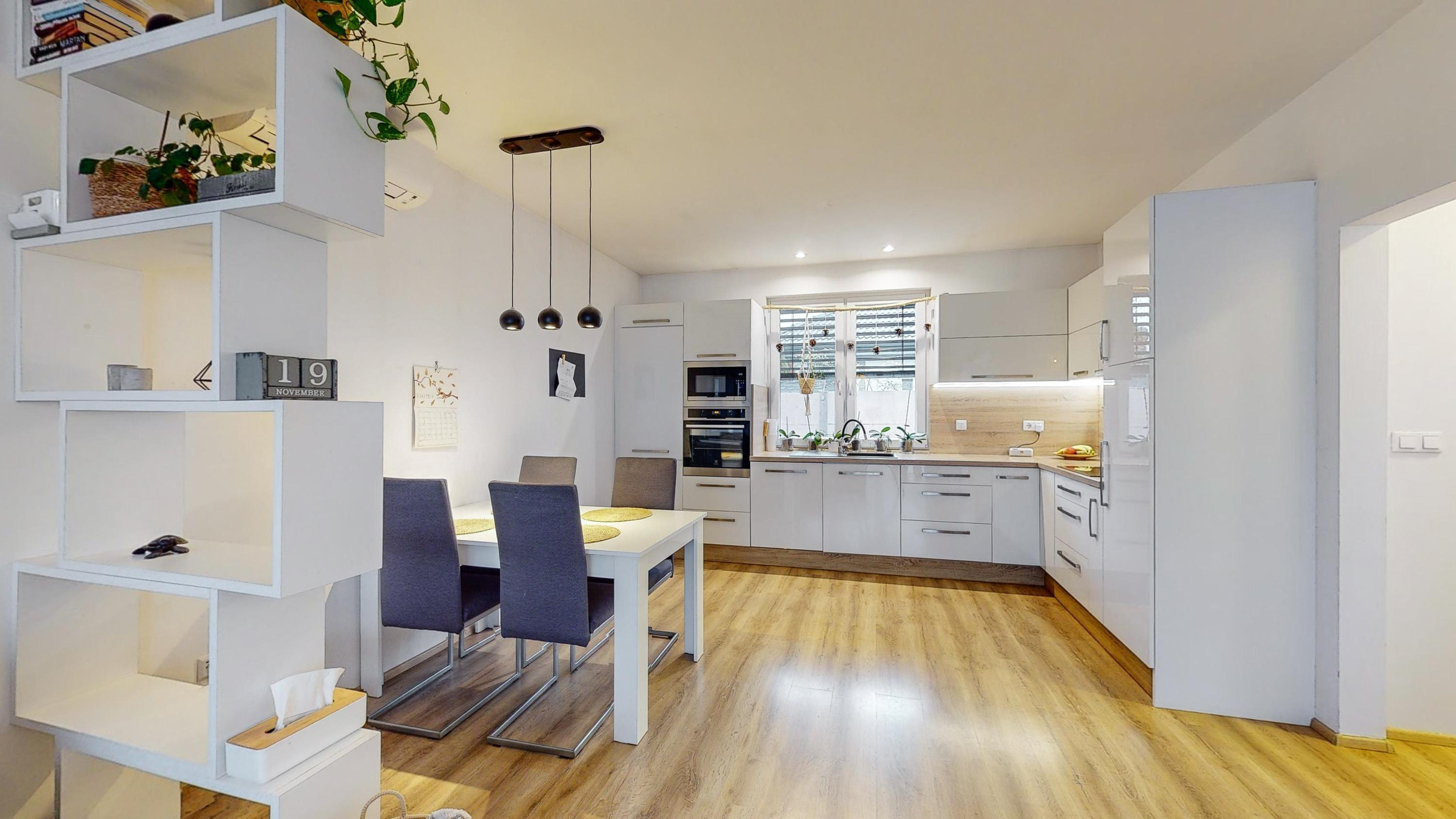 Krásny 4. izbový rodinný dom v Rajke