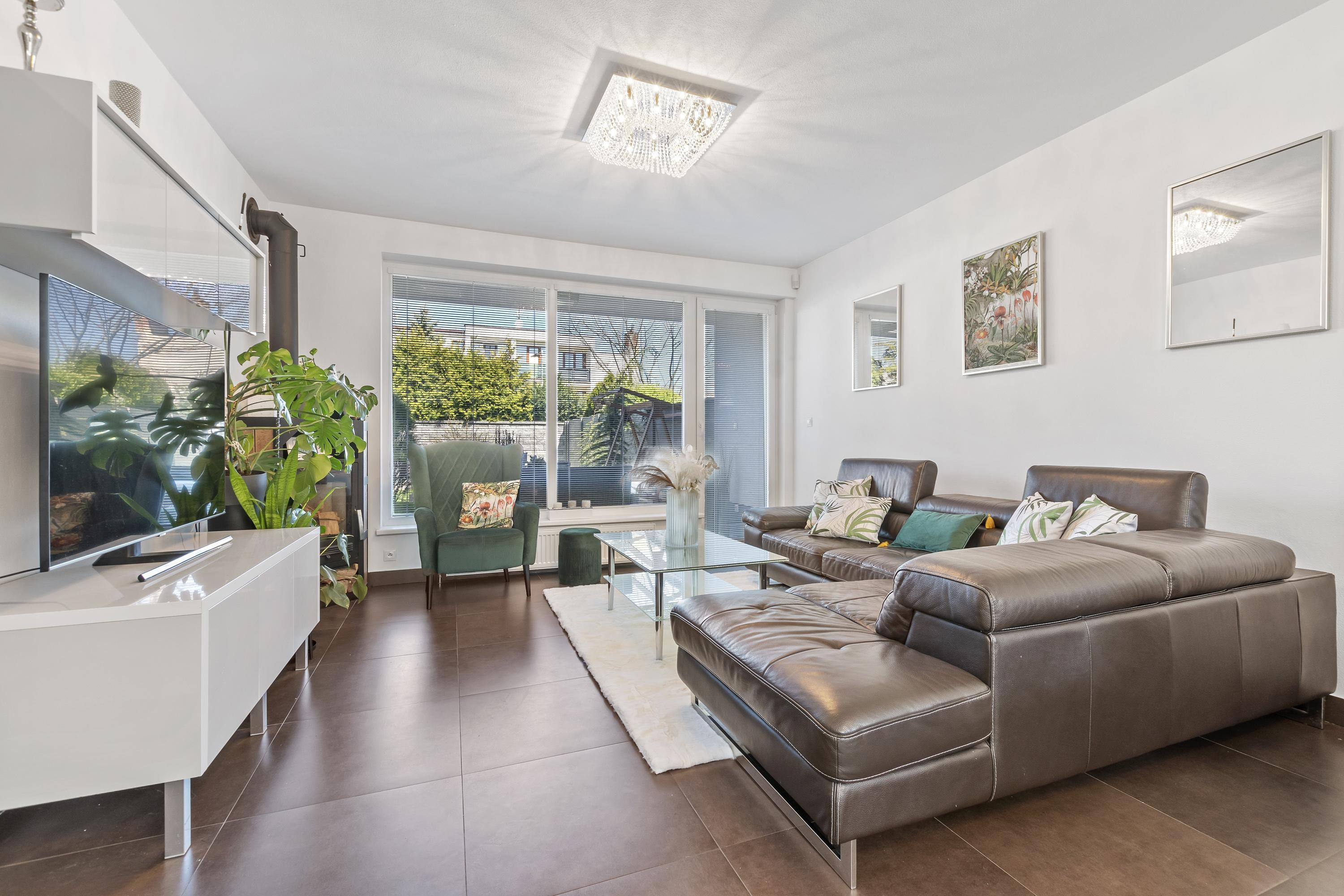 SENEC- NA PREDAJ 4.izb. rekreačná chata, Slnečné jazerá JUH