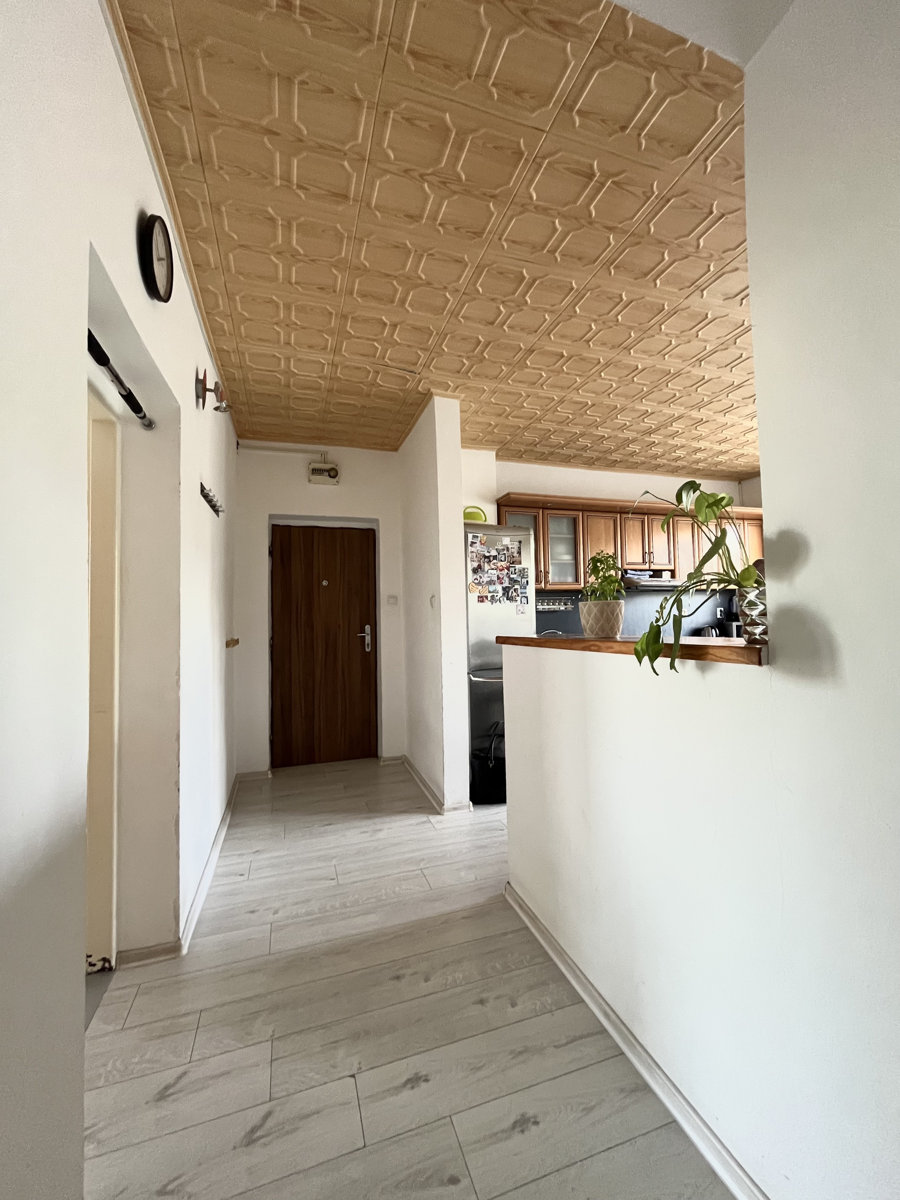 Wealth Group | Exkluzívne ponúka 3-izbový 71,2 m2 - tehlový byt s garážou, vlastnou záhradou - Šalgočka, okr.Galanta