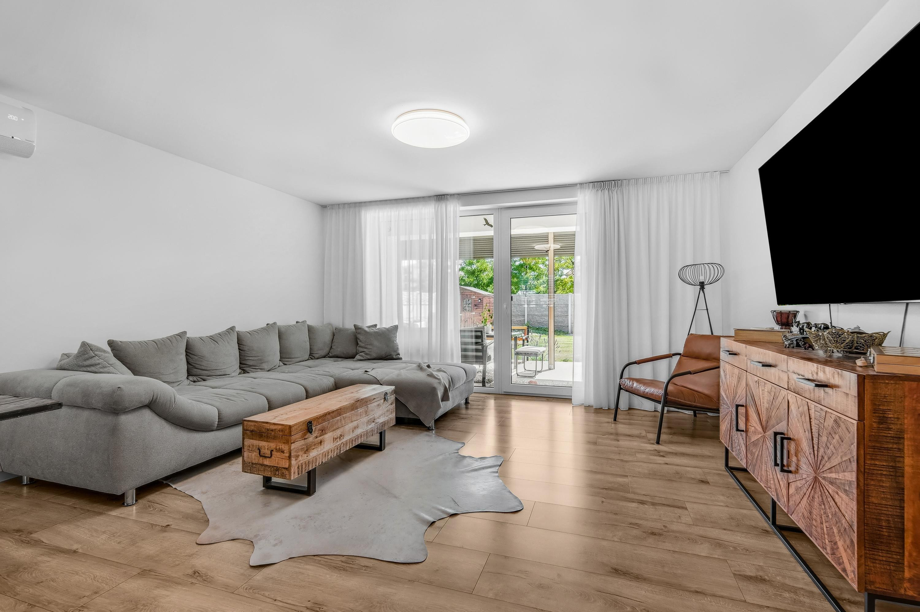 NA PREDAJ unikátny, samostatný 4-iz Rodinný dom priamo v DS