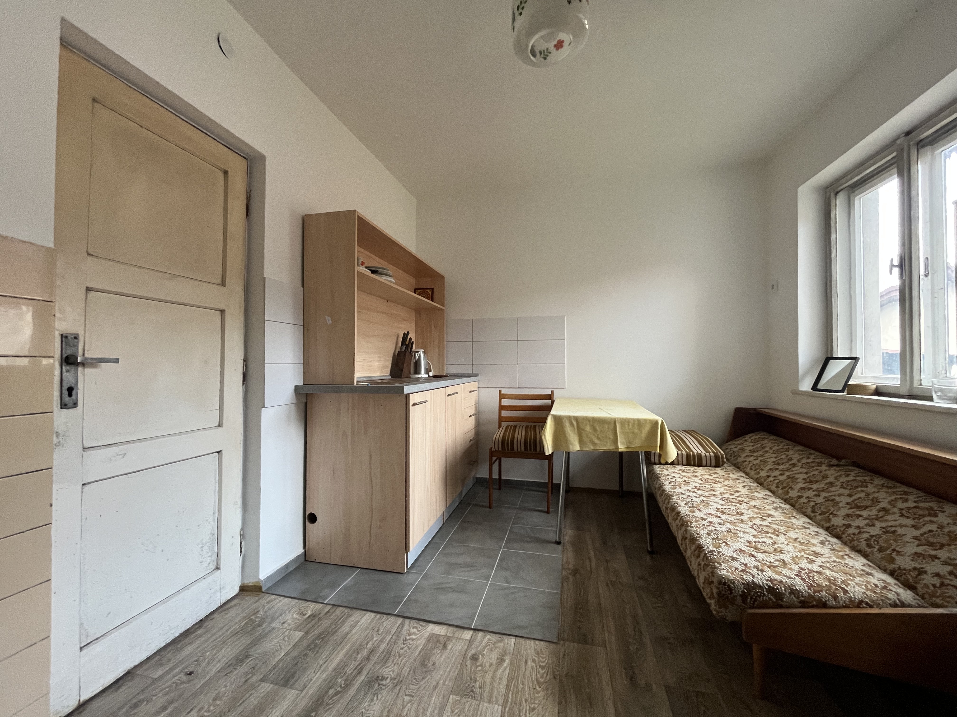 Wealth | Group - ponúka na predaj menší víkendový dom v Rudinke, okr.Kysucké Nové Mesto