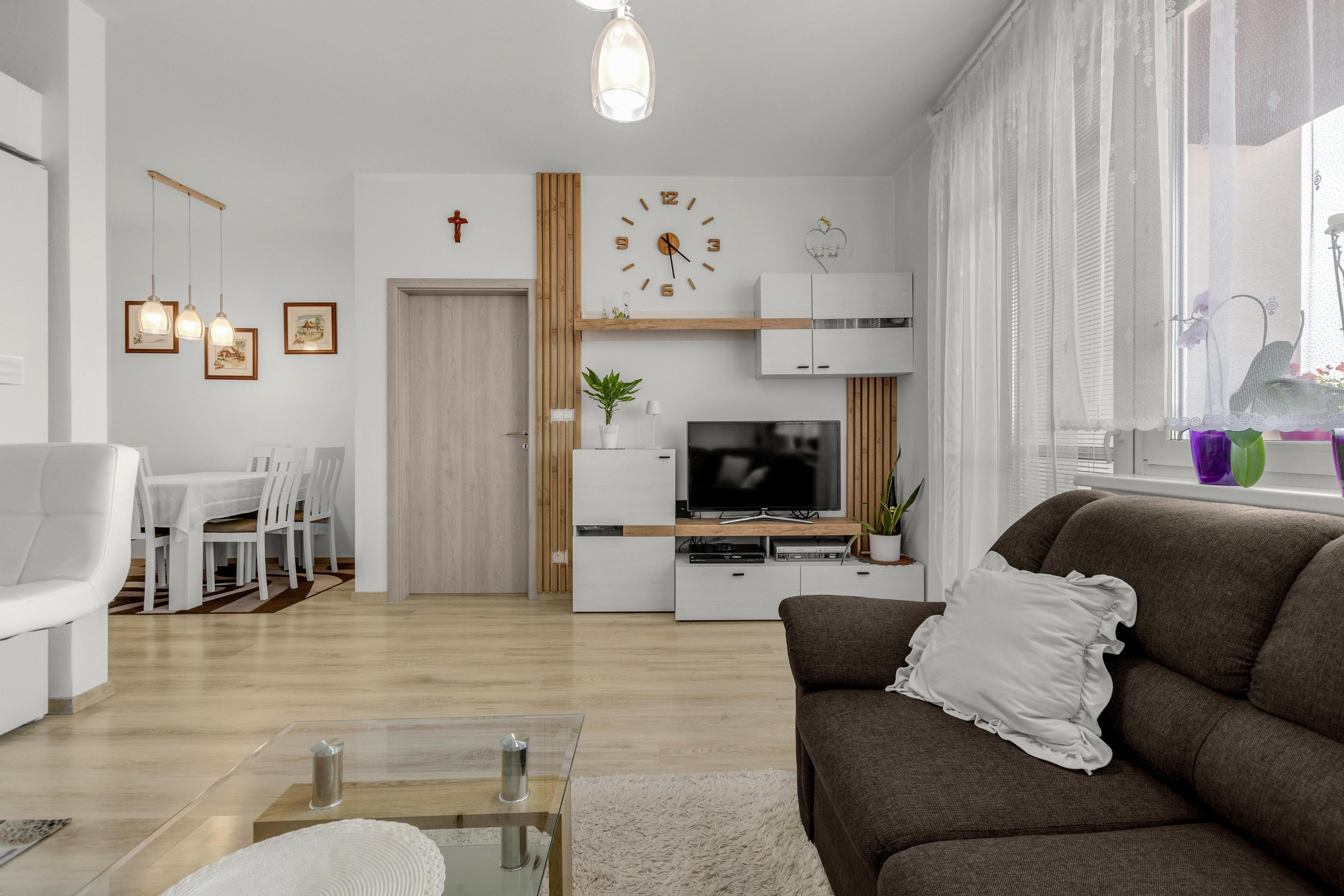 Slnečný 3-izbový byt s výhľadom na Karpaty v Slovenskom Grobe