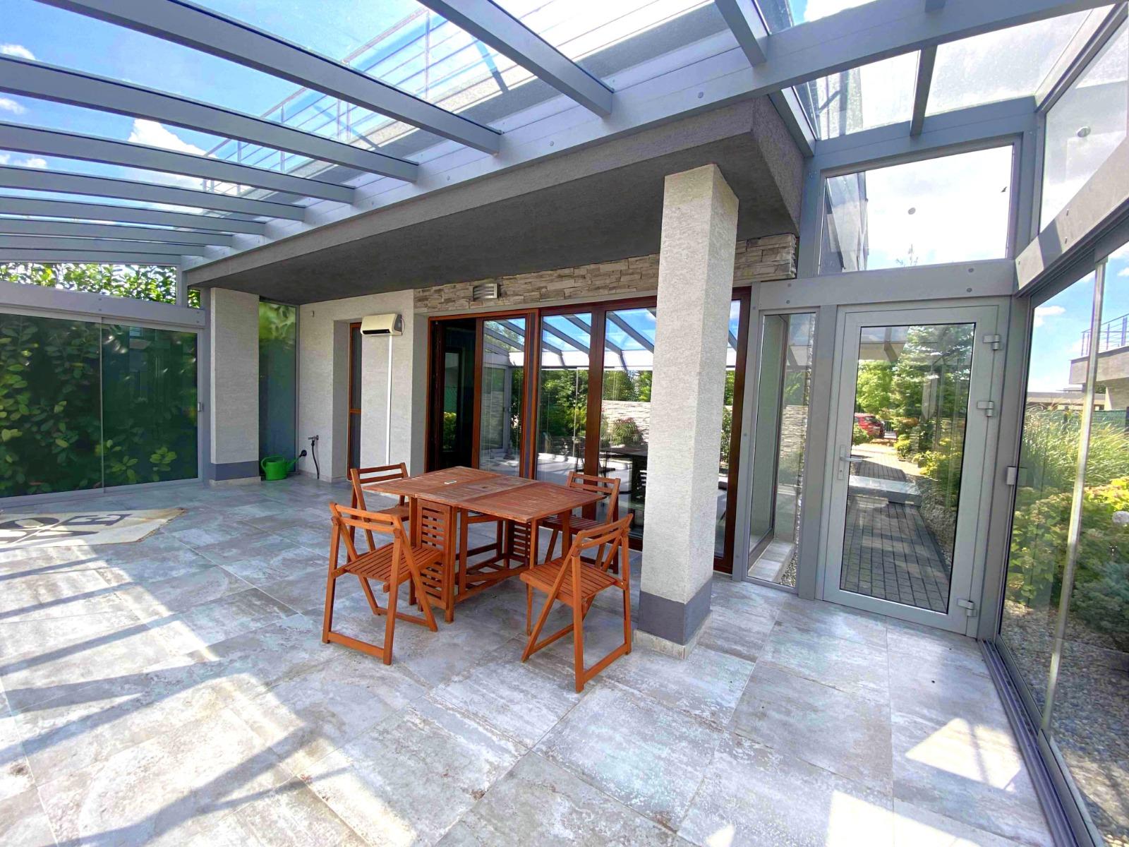 Na prenájom exluzivný 2 izbový byt v Hrubej Borši