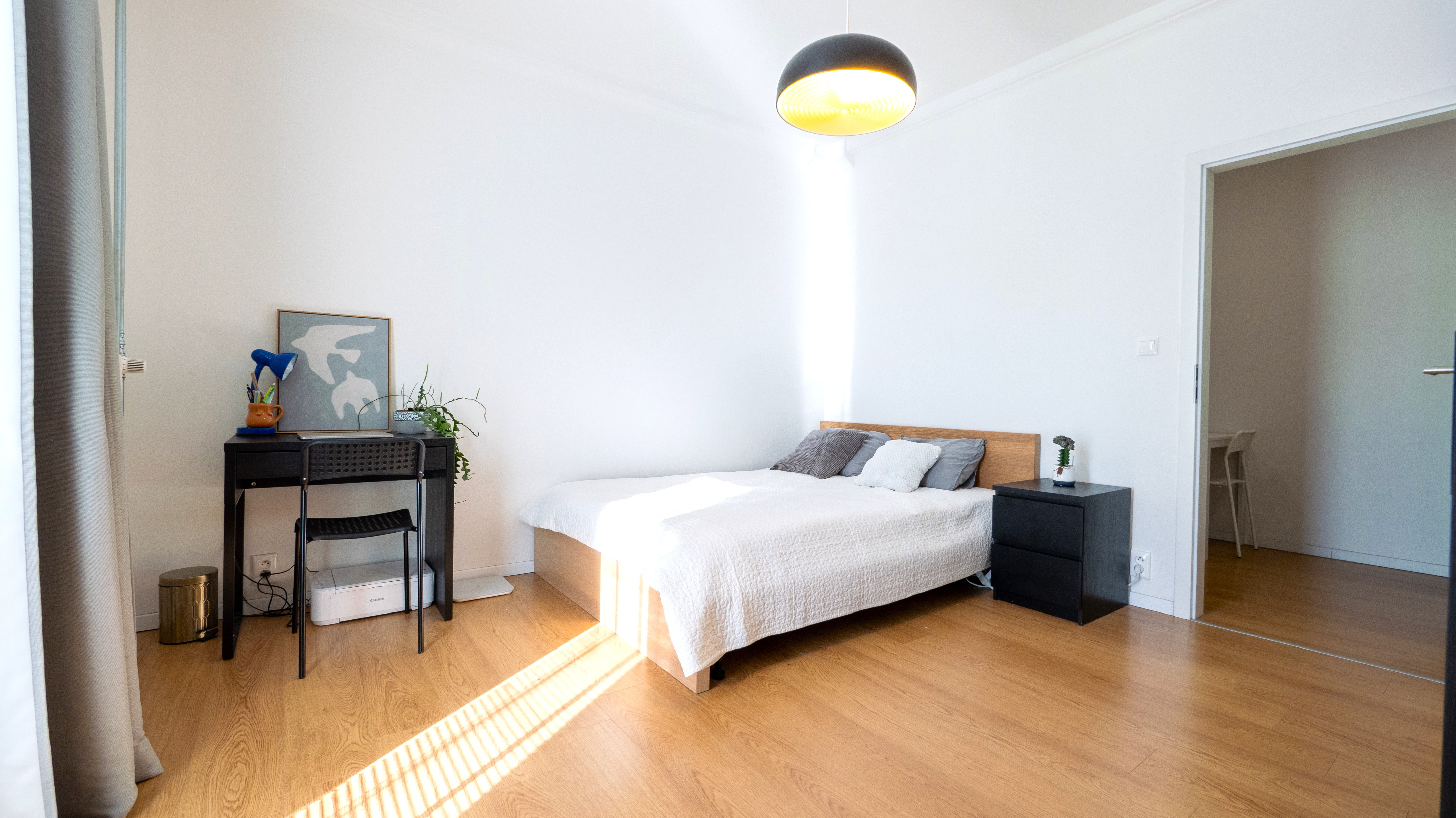 Šikovná investícia alebo budúci rodinný domov? Na PREDAJ 3-izbový byt, 82 m2, Kukučínova, Bratislava Nové Mesto, ponúka oboje!