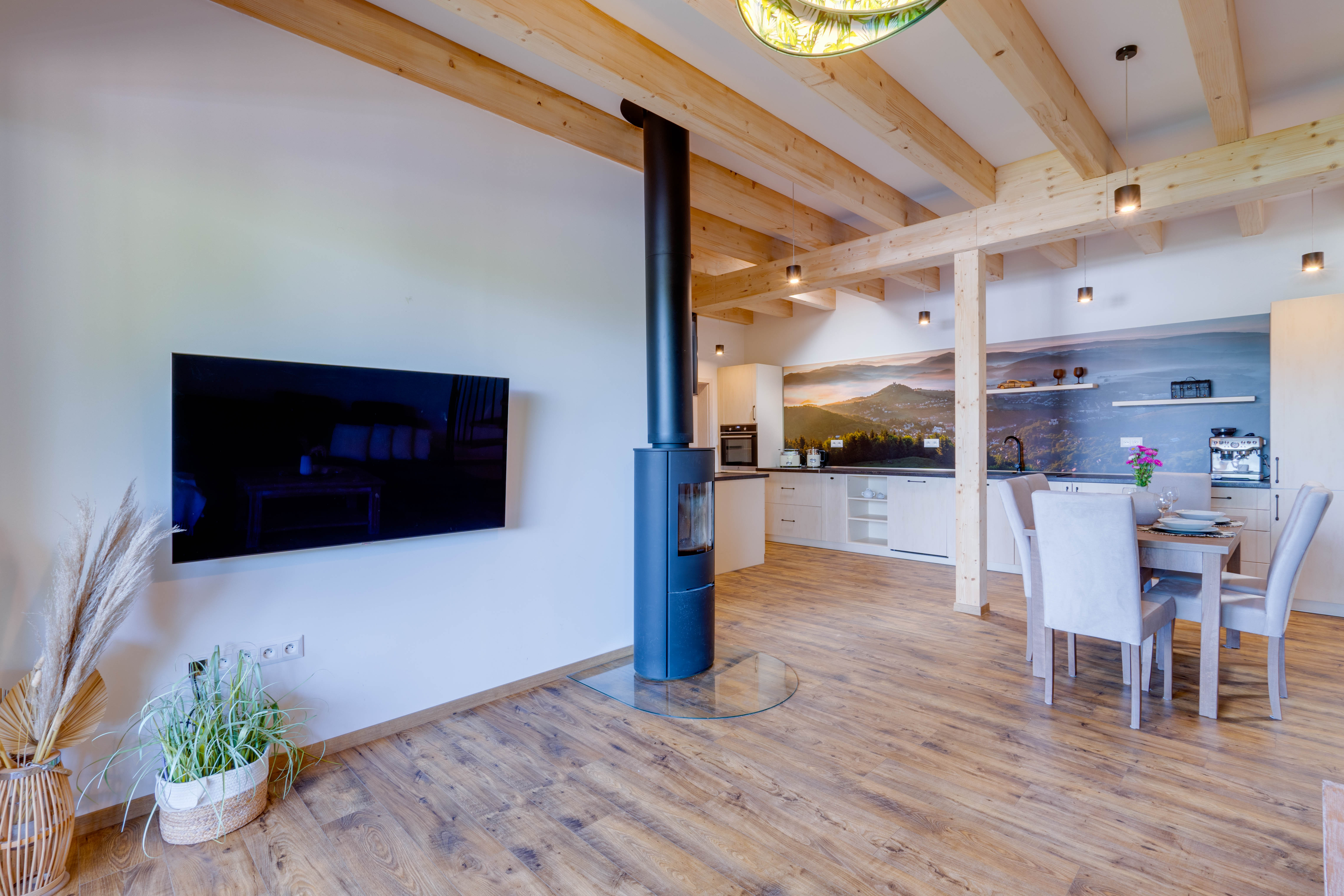 ZNIŽENÁ CENA - NA PREDAJ ekologická novostavba 4-izbového rodinného domu v Banskej Štiavnici