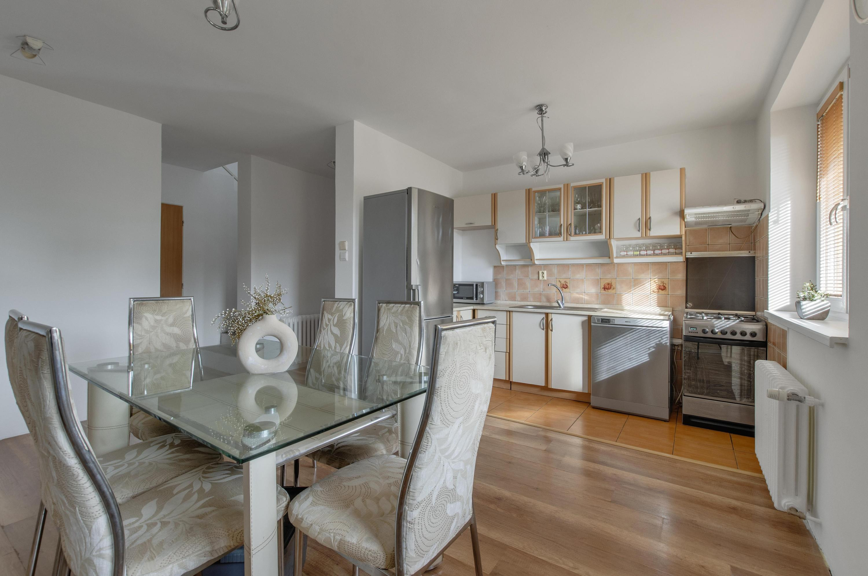 Na predaj 3-izbový rodinný dom s garážou v Kráľovej pri Senci