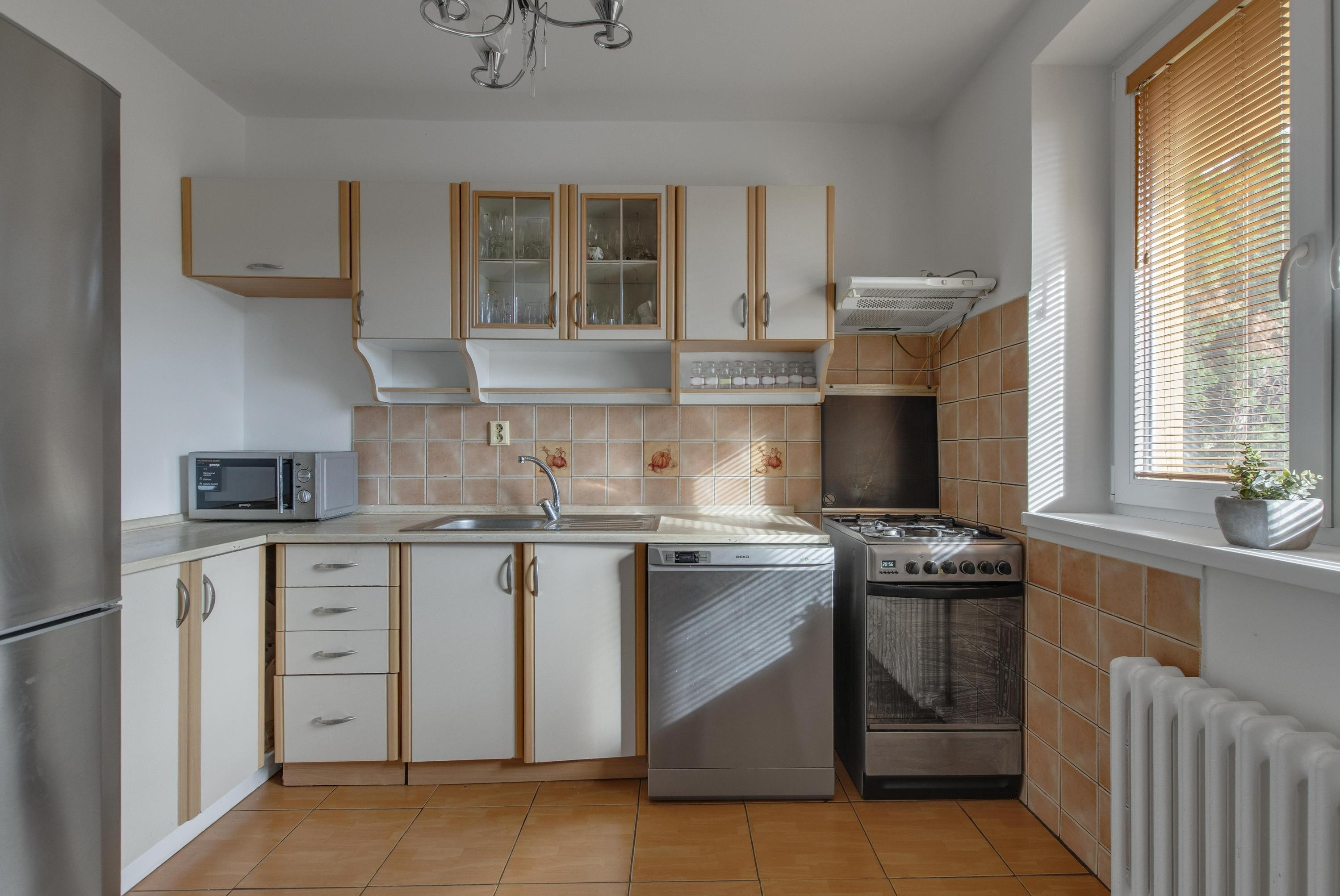 Na predaj 3-izbový rodinný dom s garážou v Kráľovej pri Senci