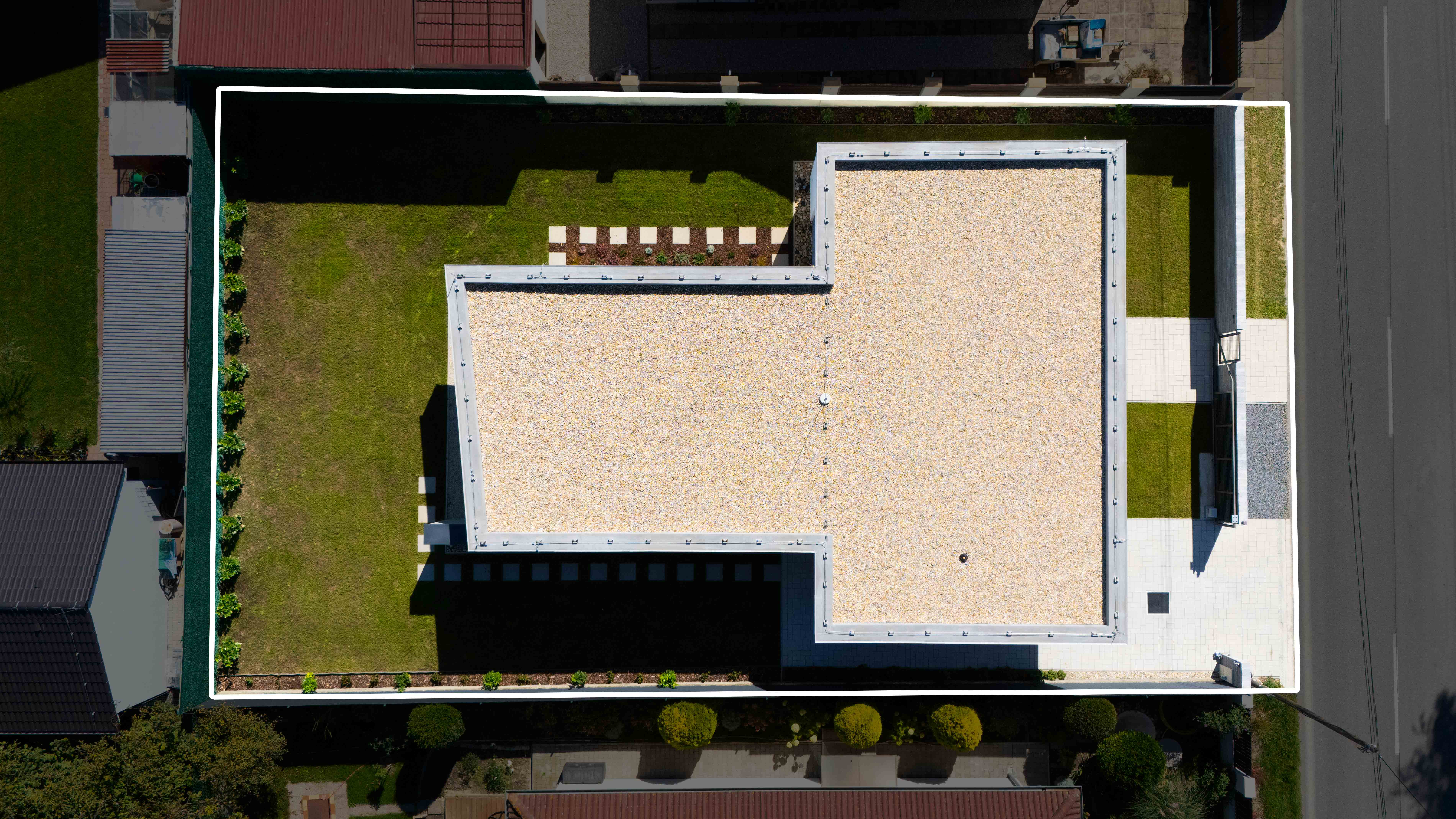 Tureň, okr. Senec – NA PREDAJ NOVOSTAVBA –  tehlový 4 izbový, samostatne stojací, nízkoenergetický rodinný dom