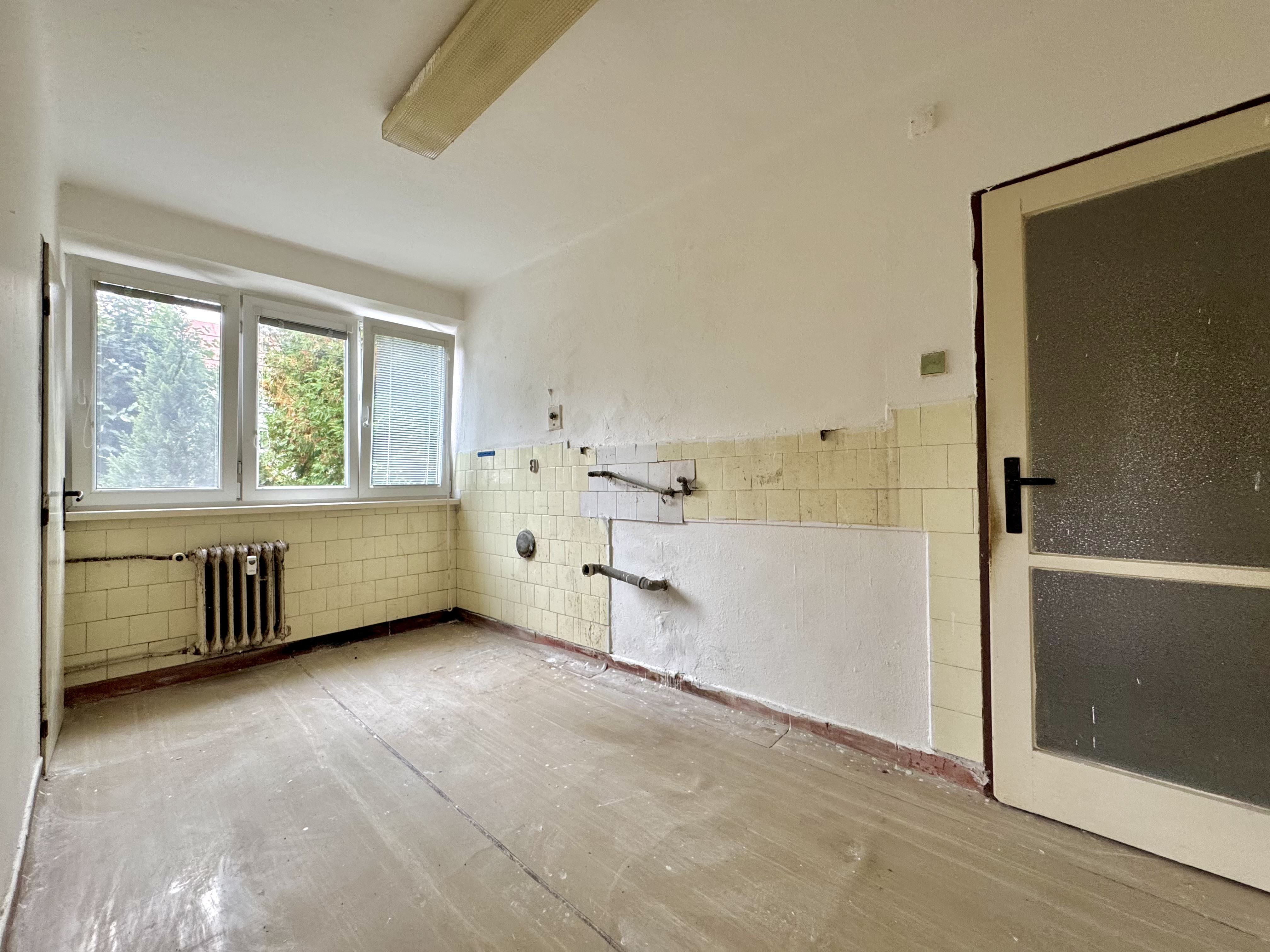 REZERVOVANÉ - Na predaj 3 izbový byt v tichej lokalite KNM