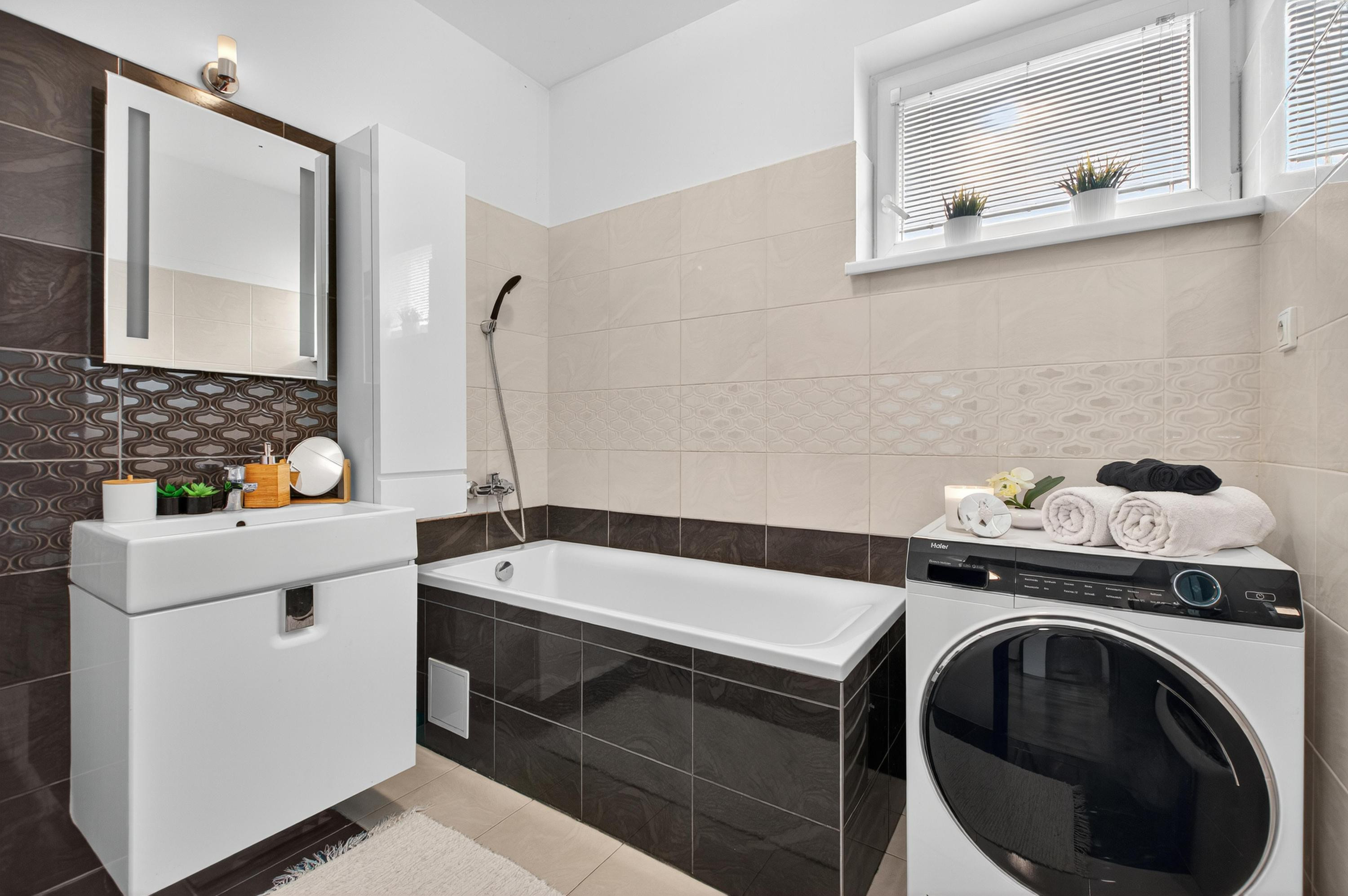 Jelka, okr. GA – NA PREDAJ NOVOSTAVBA – nízko nákladový 3 izbový byt s dvomi parkovacími státiami v projekte ILKA PARK