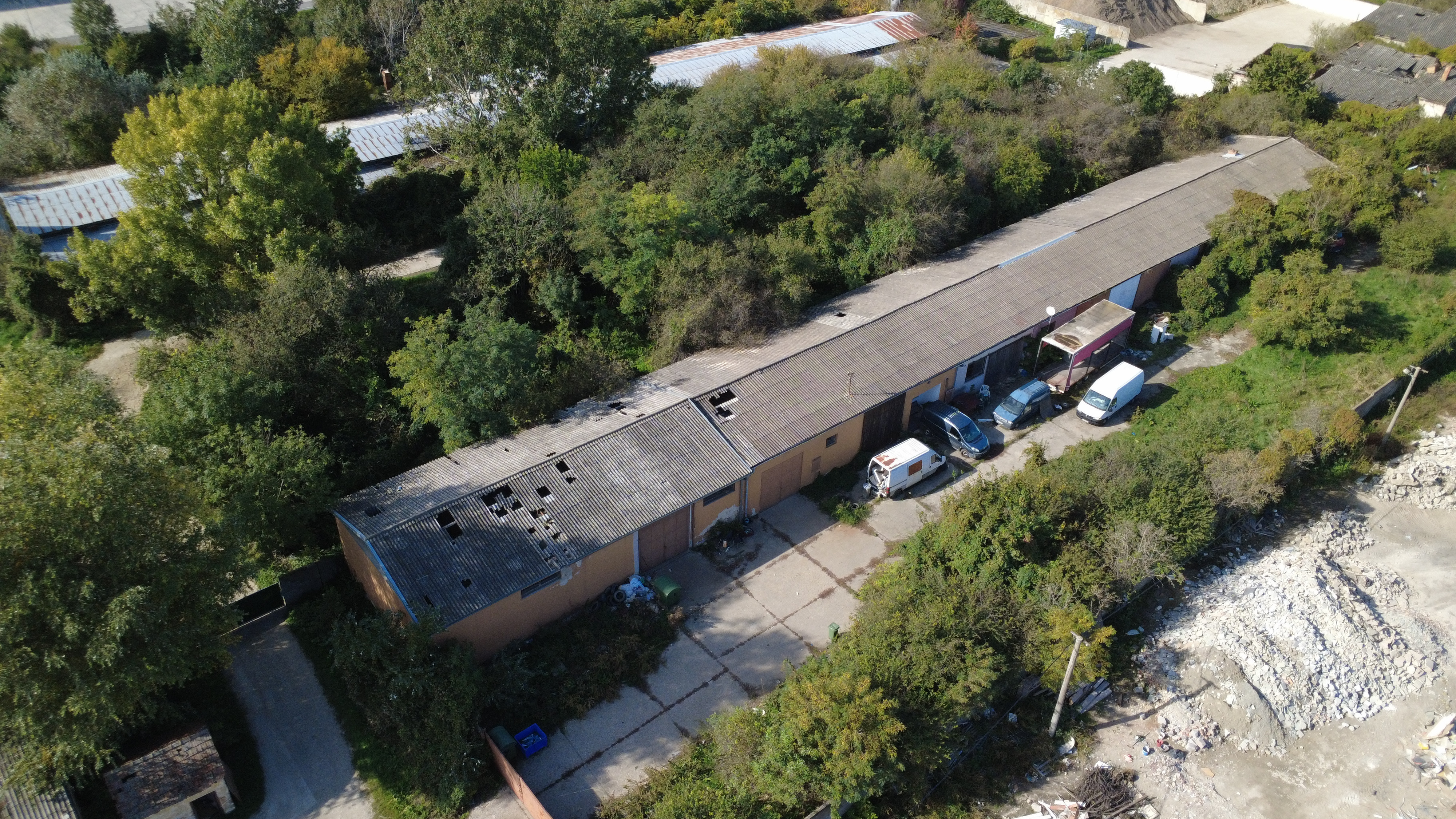 SENEC – NA PREDAJ výrobný a skladový objekt v komerčnej - priemyselnej zóne (časť Horný dvor)