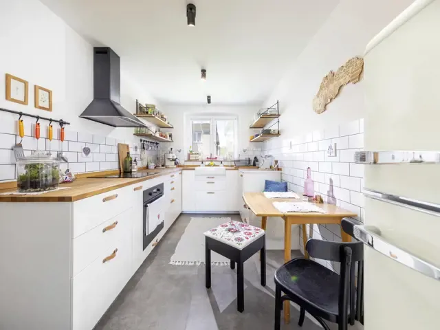 Wealth Group | Hľadáme 2 izbový prípadne 3 izbový byt v pôvodnom stave Sihoť, Zámostie/Trenčín