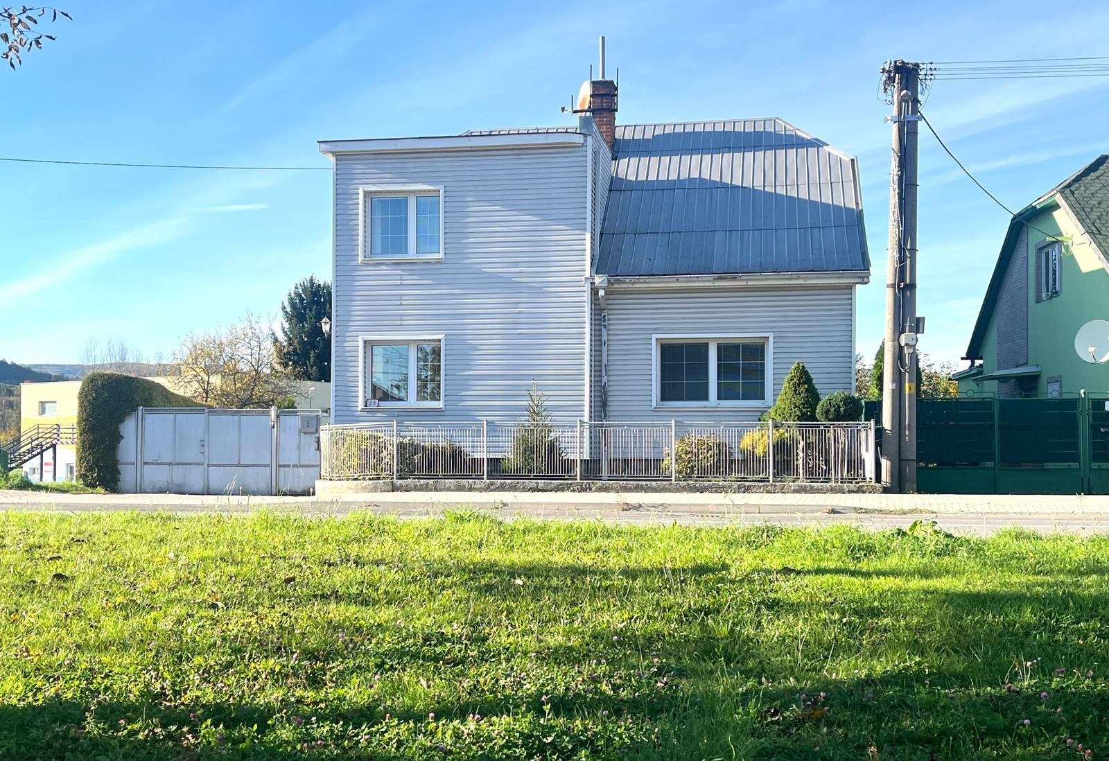 Wealth Group | Exkluzívne ponúka - pekný 4-izbový rodinný dom v Nemšovej, okr. Trenčín