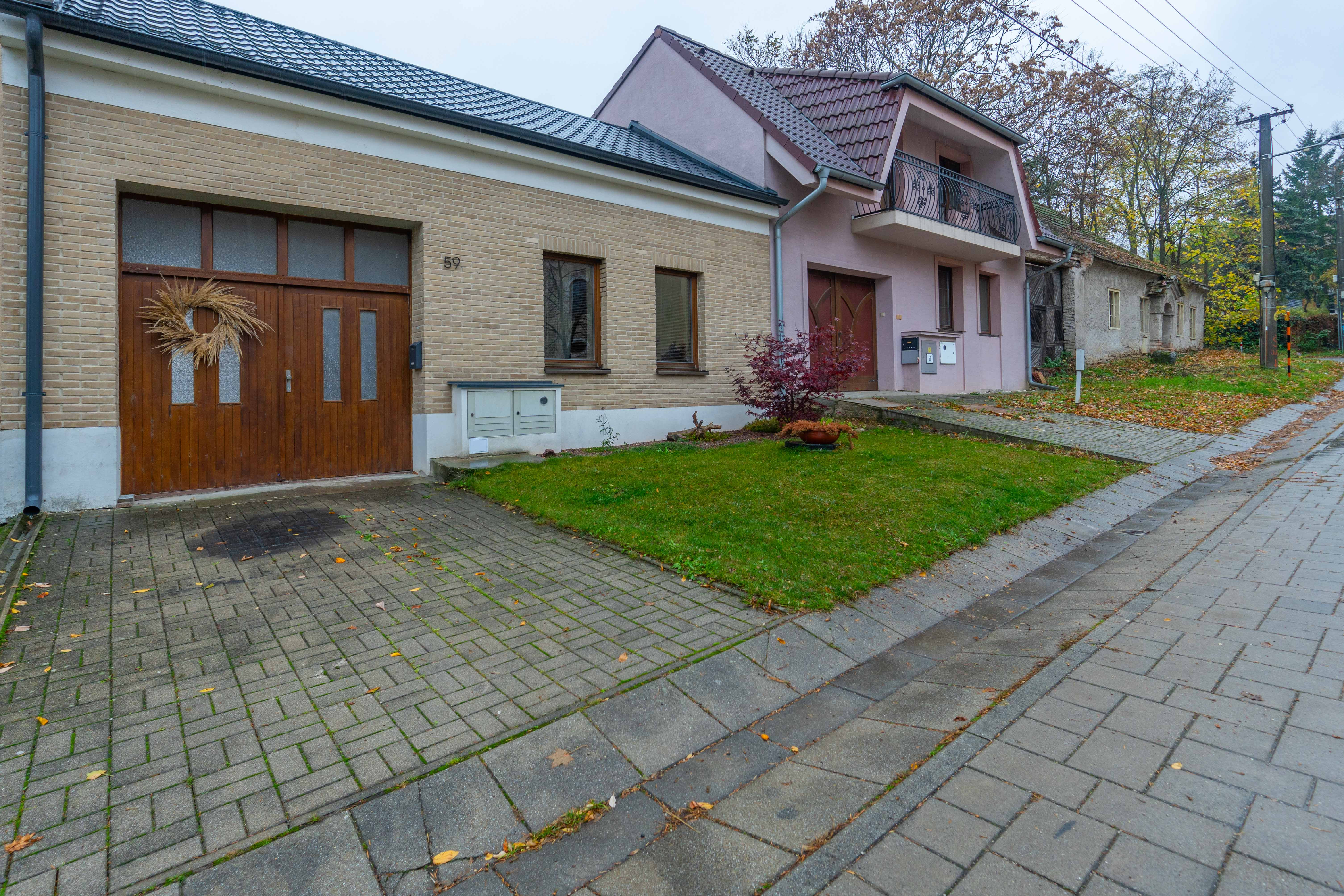 Na predaj: priestranný rodinný dom v obľúbenej lokalite Suchá nad Parnou