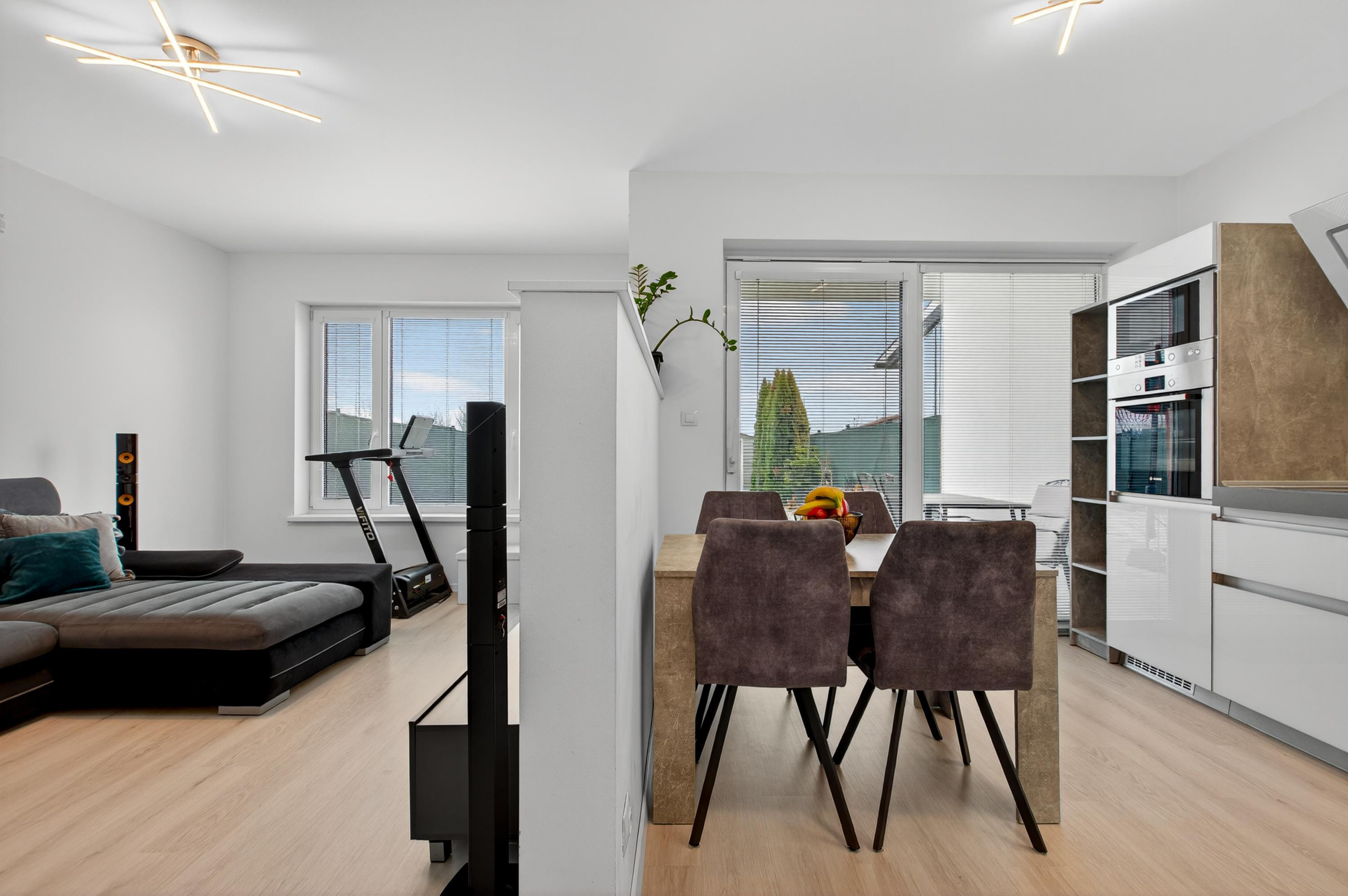 Na predaj 2-izbový byt so záhradkou a vlastným parkovacím miestom