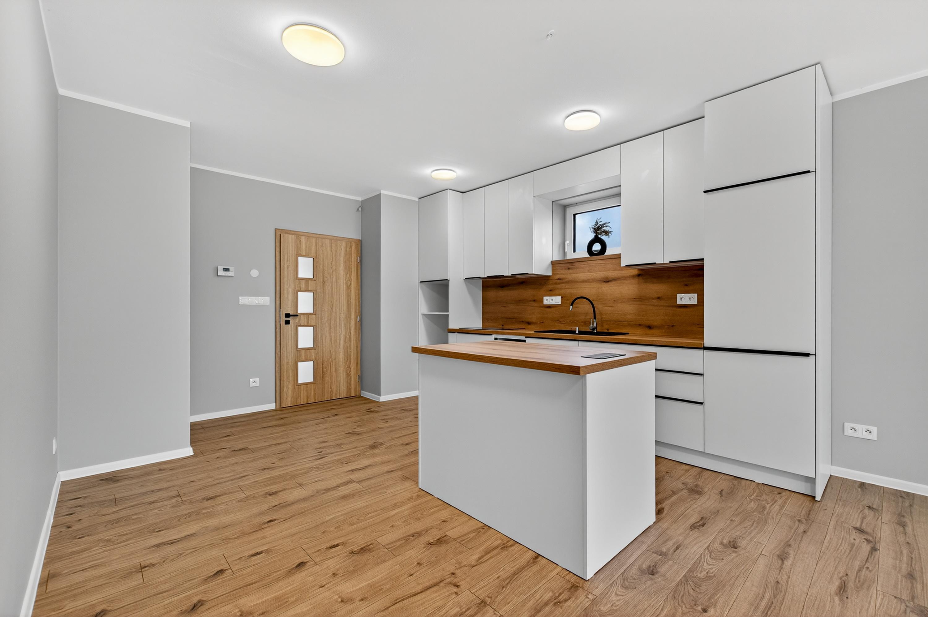 Na predaj 4-izbová novostavba s garážou v obci Veľký Grob