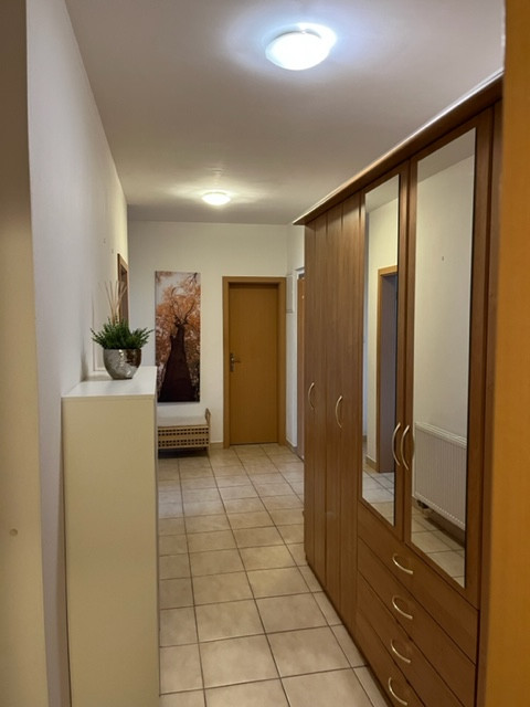 Na PRENÁJOM priestranný 2 izbový byt s veľkou loggiou a parkovaním, 74 m², Tomášikova Bratislava Ružinov