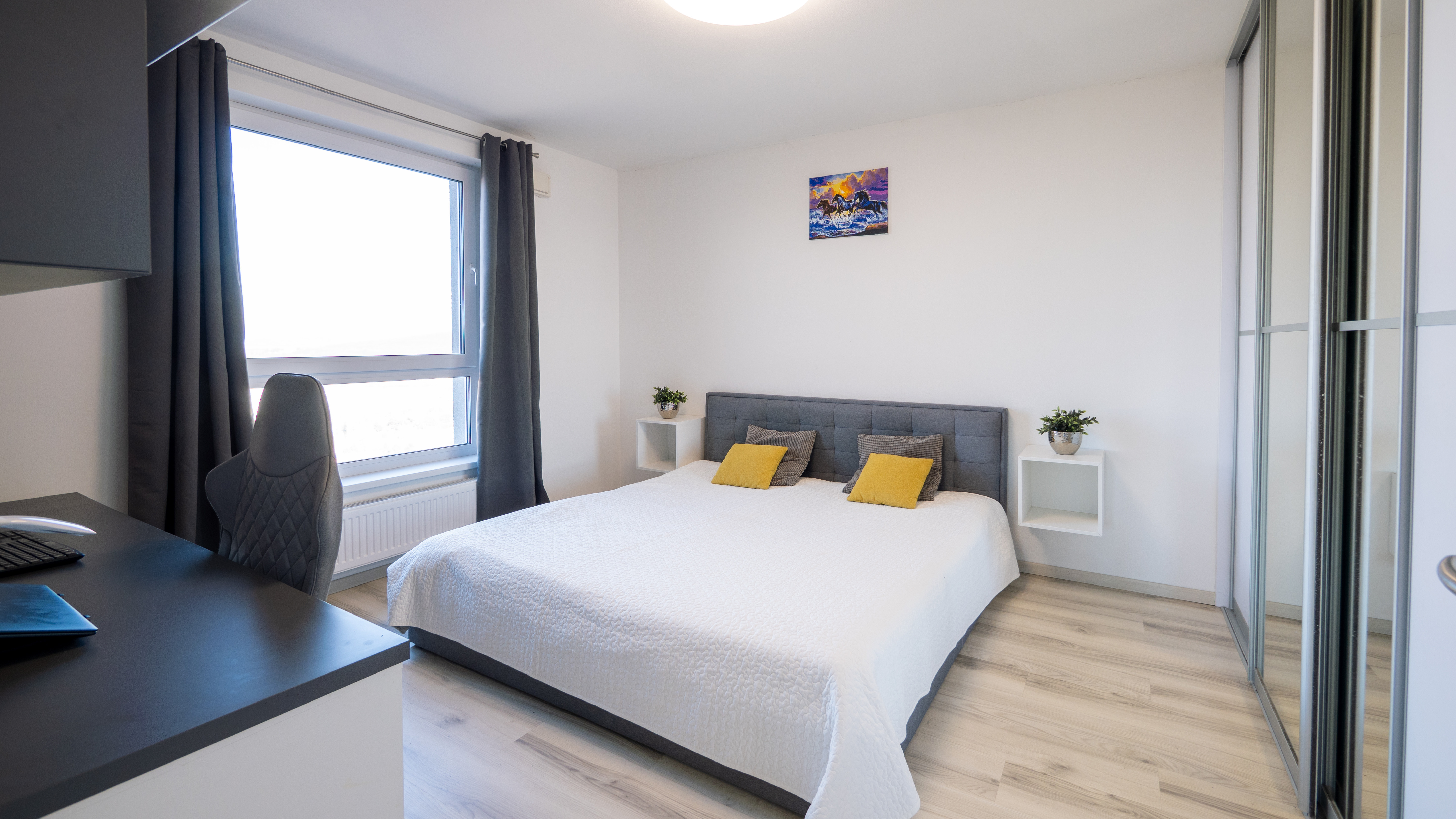 Na PREDAJ moderný 3-izbový byt s balkónom (87,56 m2) a dvoma garážovými státiami v novostavbe TAMMI, Bratislava Dúbravka