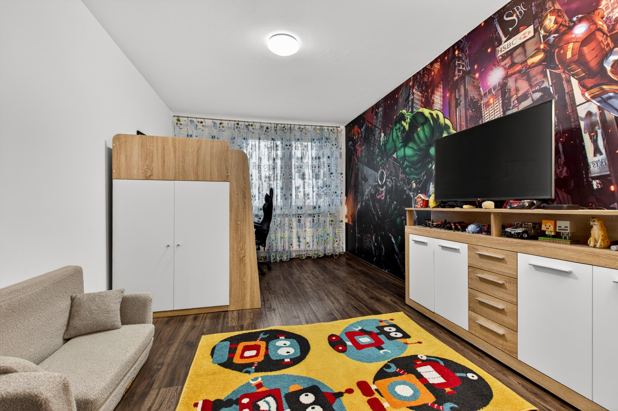 Priestranný a praktický 4-iz byt na predaj✅