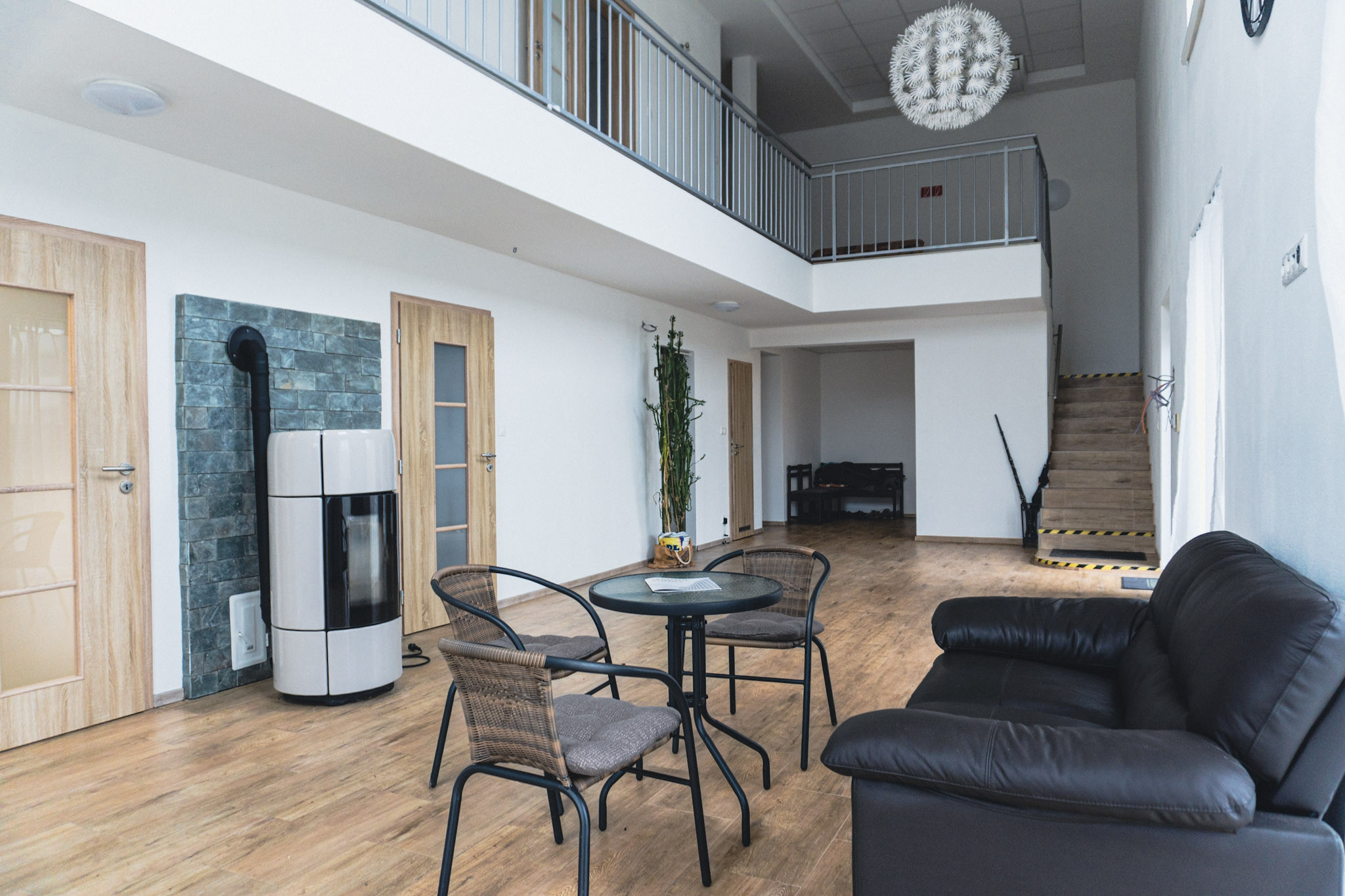 Predaj modernej polyfunkčnej haly s administratívnou budovou, v atraktívnej priemyselnej zóne Bratislava IV – Lamač