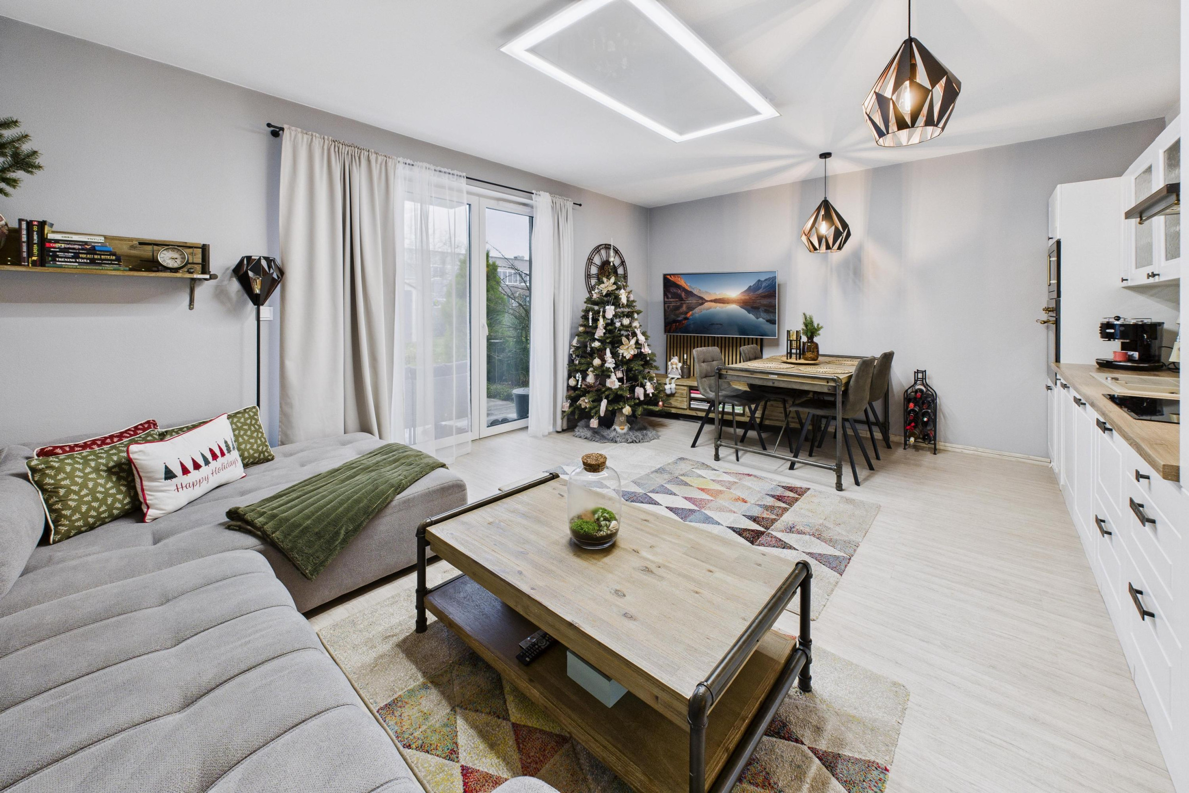 3 izbový byt Bratislava -Rača, 2 parkovacie miesta, záhrada 75 m2