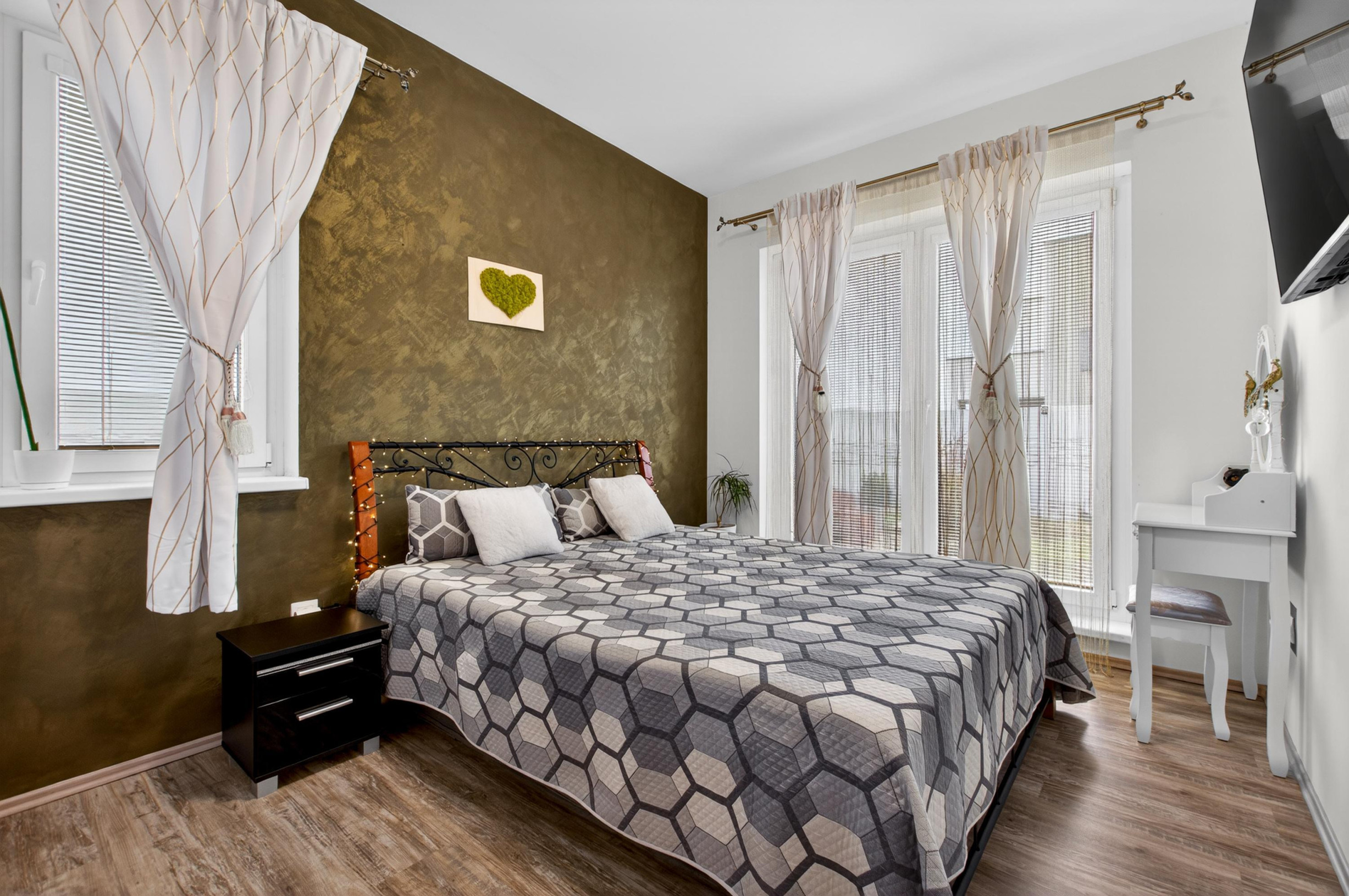 NA PREDAJ zariadený 3iz byt s veľkorysou záhradou a terasou✅