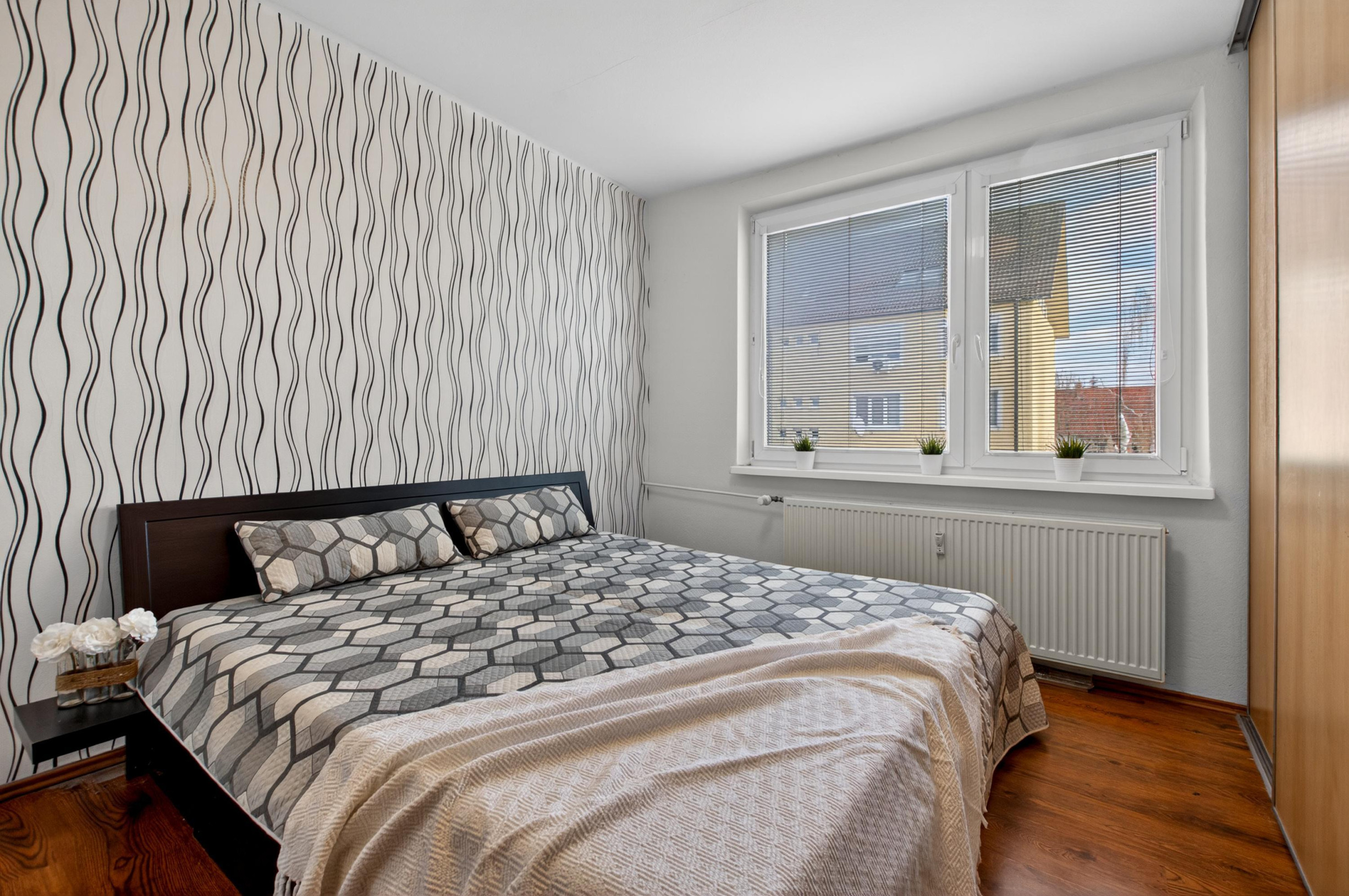 Bernolákovo, okr. SC - NA PREDAJ - plnohodnotný 2-izbový byt kúsok od priameho centra