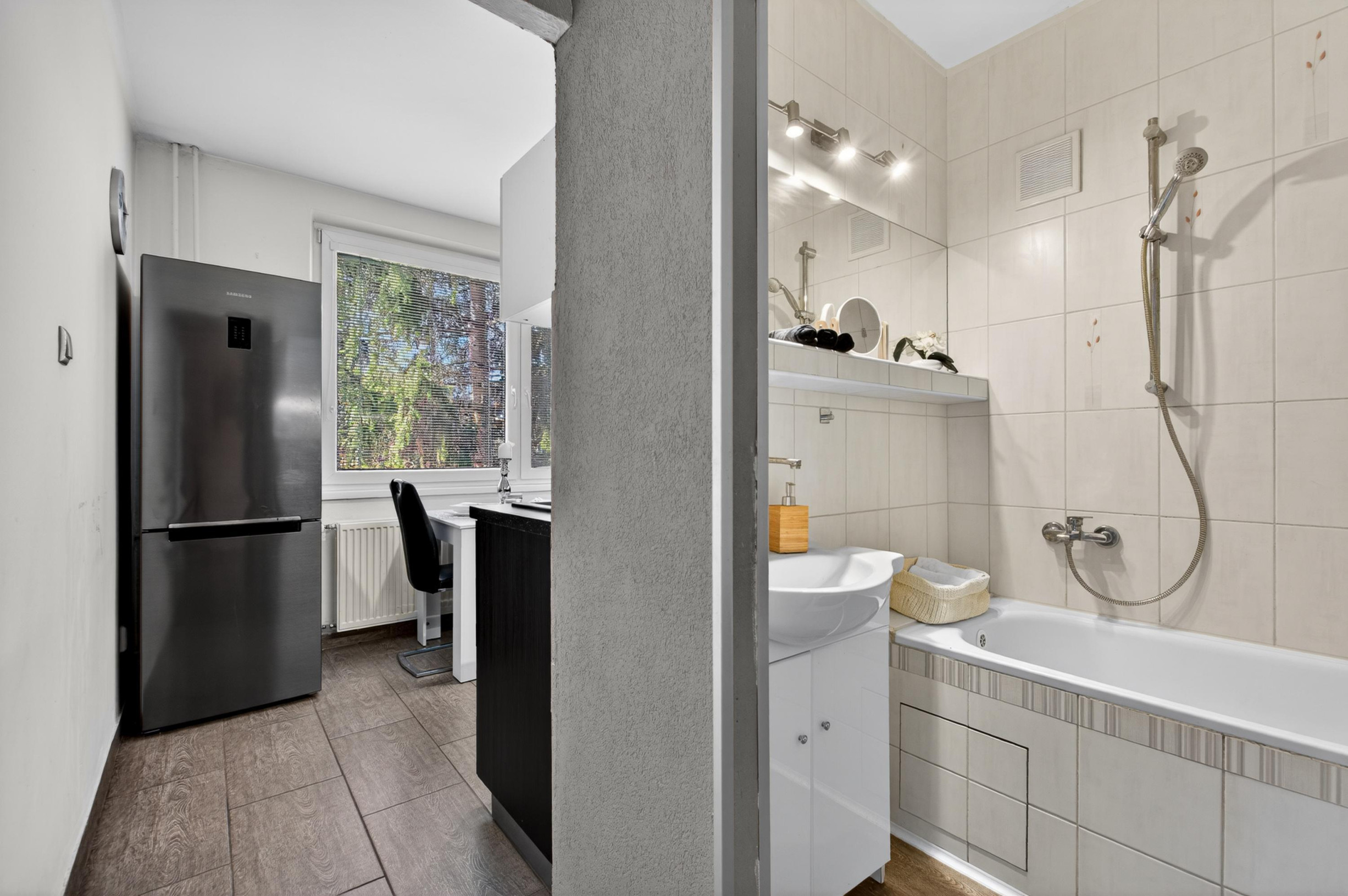 Bernolákovo, okr. SC - NA PREDAJ - plnohodnotný 2-izbový byt kúsok od priameho centra