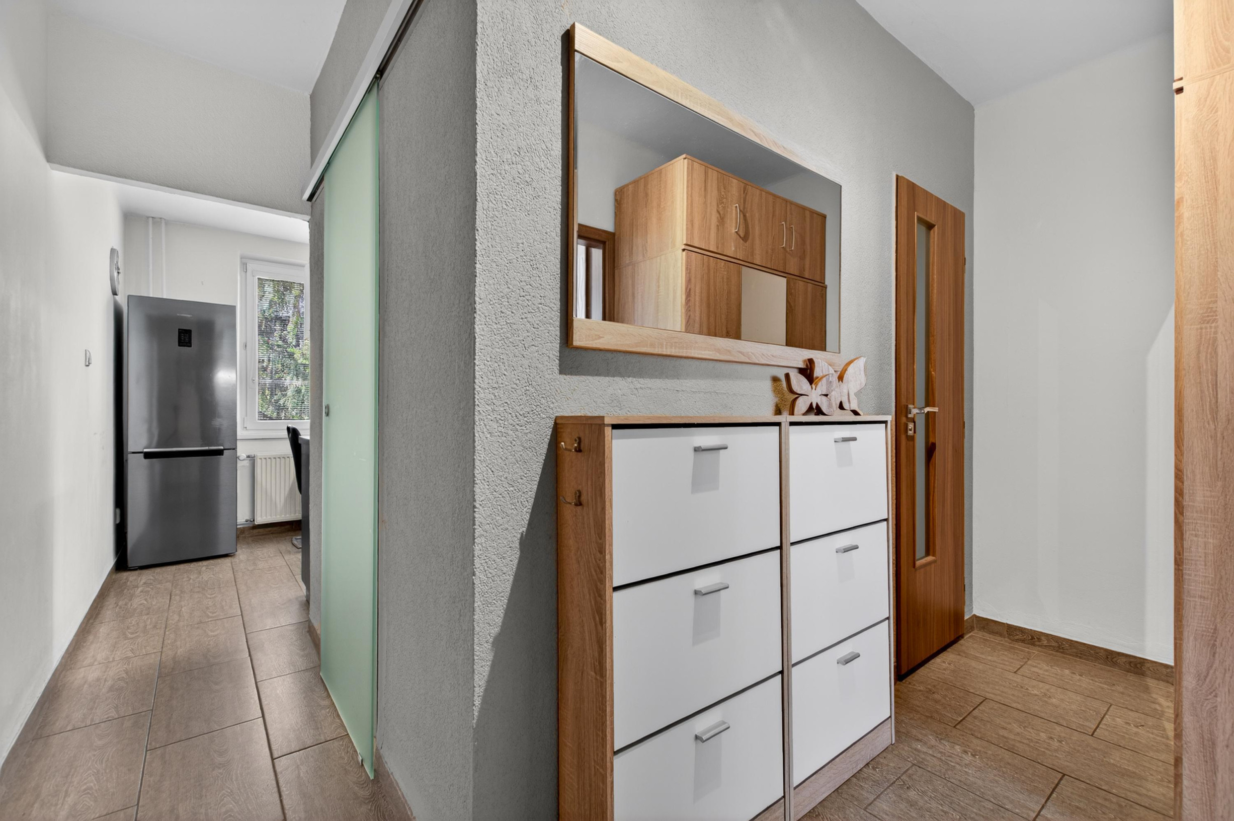 Bernolákovo, okr. SC - NA PREDAJ - plnohodnotný 2-izbový byt kúsok od priameho centra