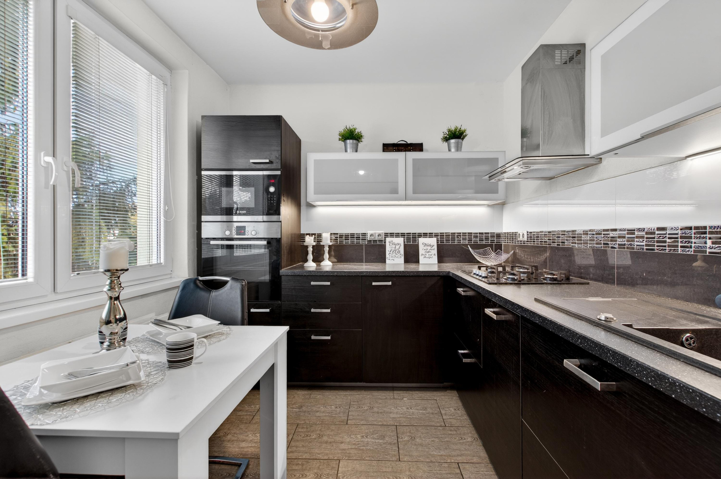 Bernolákovo, okr. SC - NA PREDAJ - plnohodnotný 2-izbový byt kúsok od priameho centra