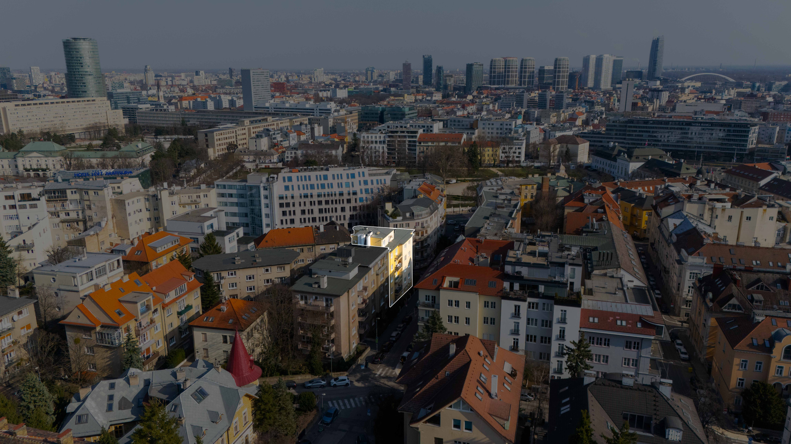 Na prenájom štýlovo zariadený 1 izbový byt v Bratislave-Staré Mesto