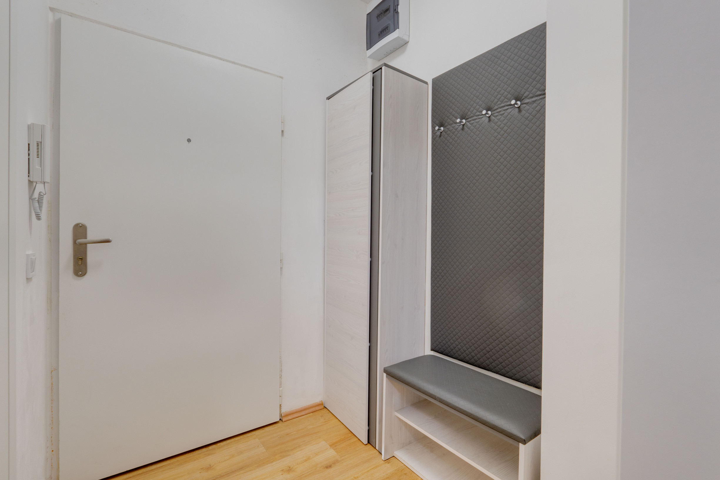 Na predaj štýlovo zariadený 1 izbový byt v Bratislave-Staré Mesto