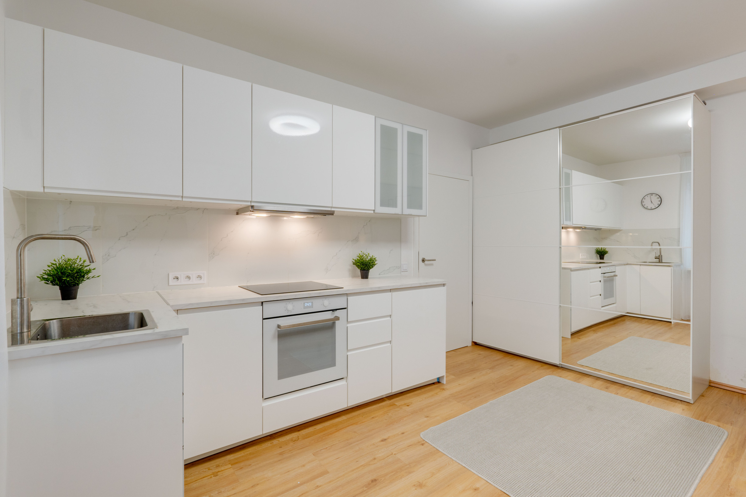 Na prenájom štýlovo zariadený 1 izbový byt v Bratislave-Staré Mesto