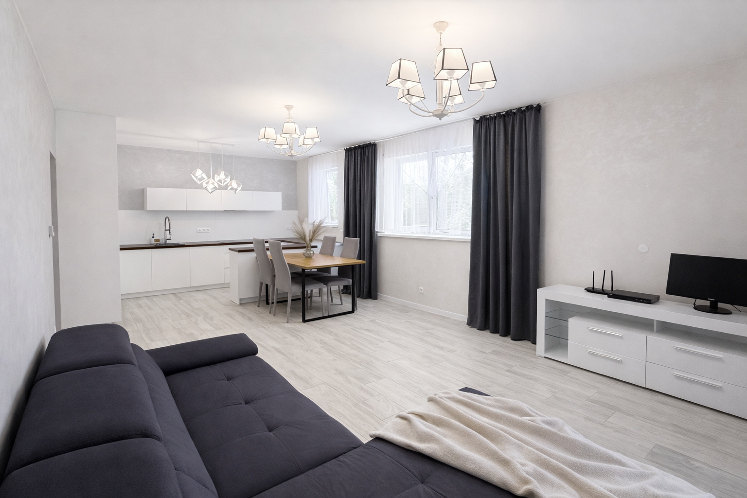 Hamuliakovo, okr. SC- NA PREDAJ 3 izbový byt s terasou, záhradou a dvomi parkovacími státiami.