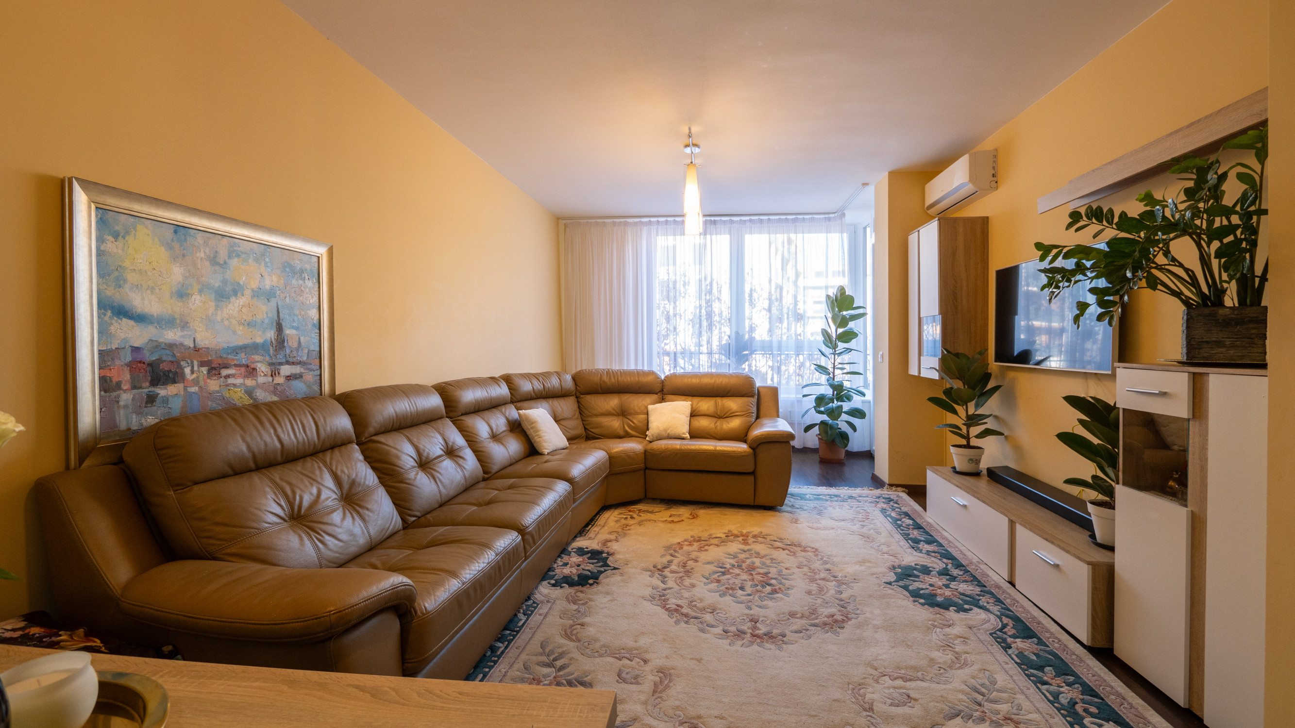 Na predaj 2 izbový byt v Bratislave-Slnečnice